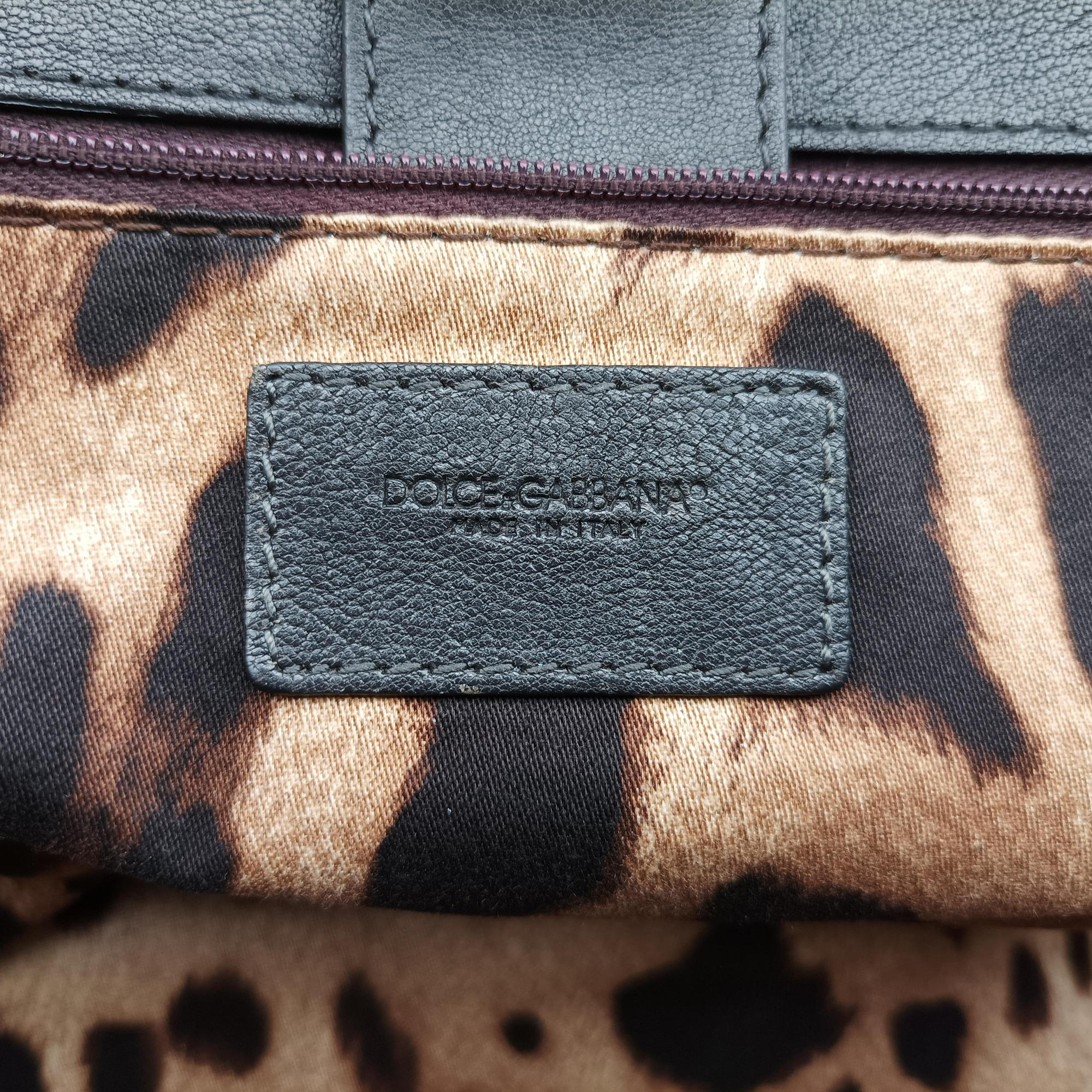 Pre-owned Dolce & Gabbana SICILY Black Leather  shoulderbag | stylenewstar