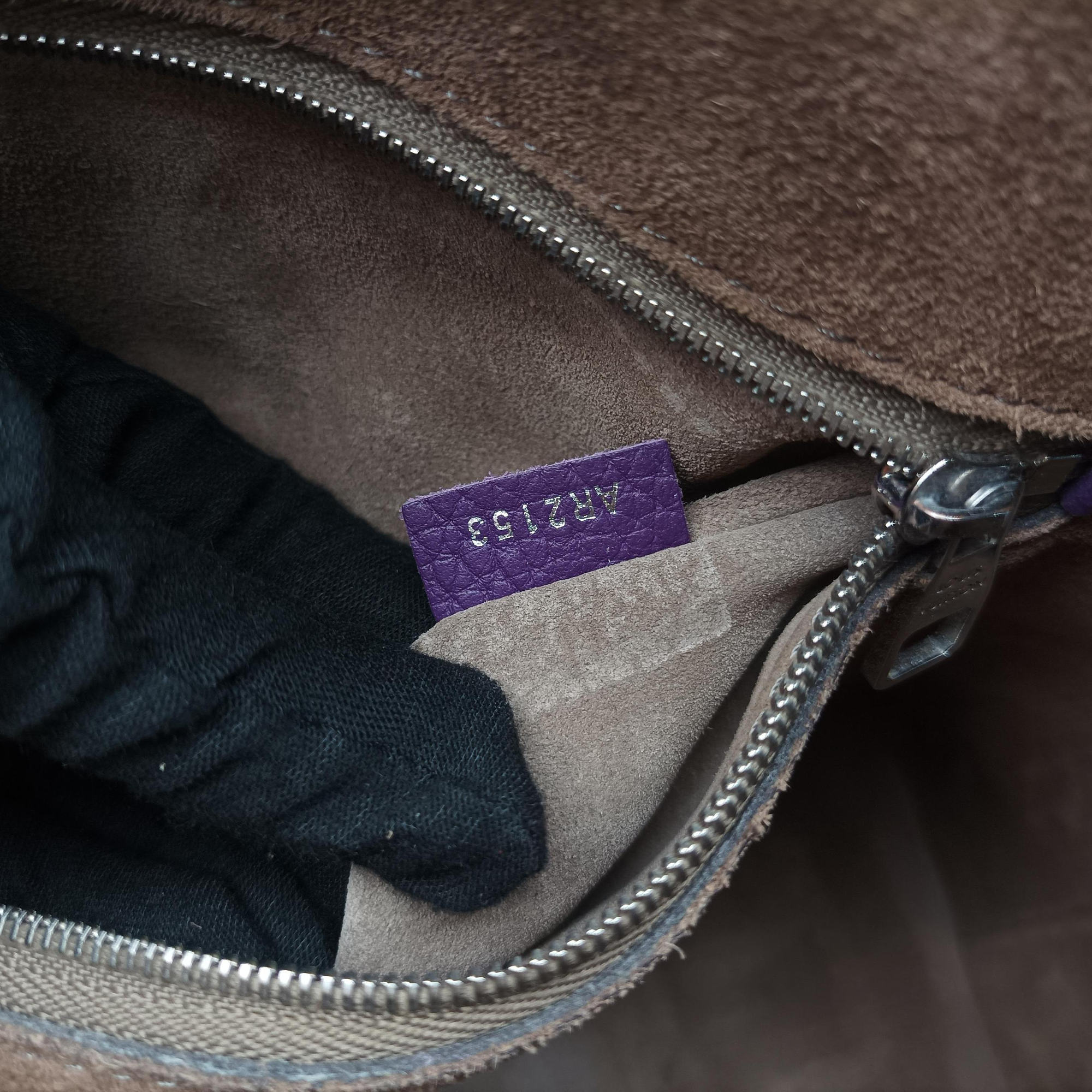 Secondhand Louis Vuitton Parnassea Alma PM Violet Taurillon Leather M48881 shoulderbag | stylenewstar