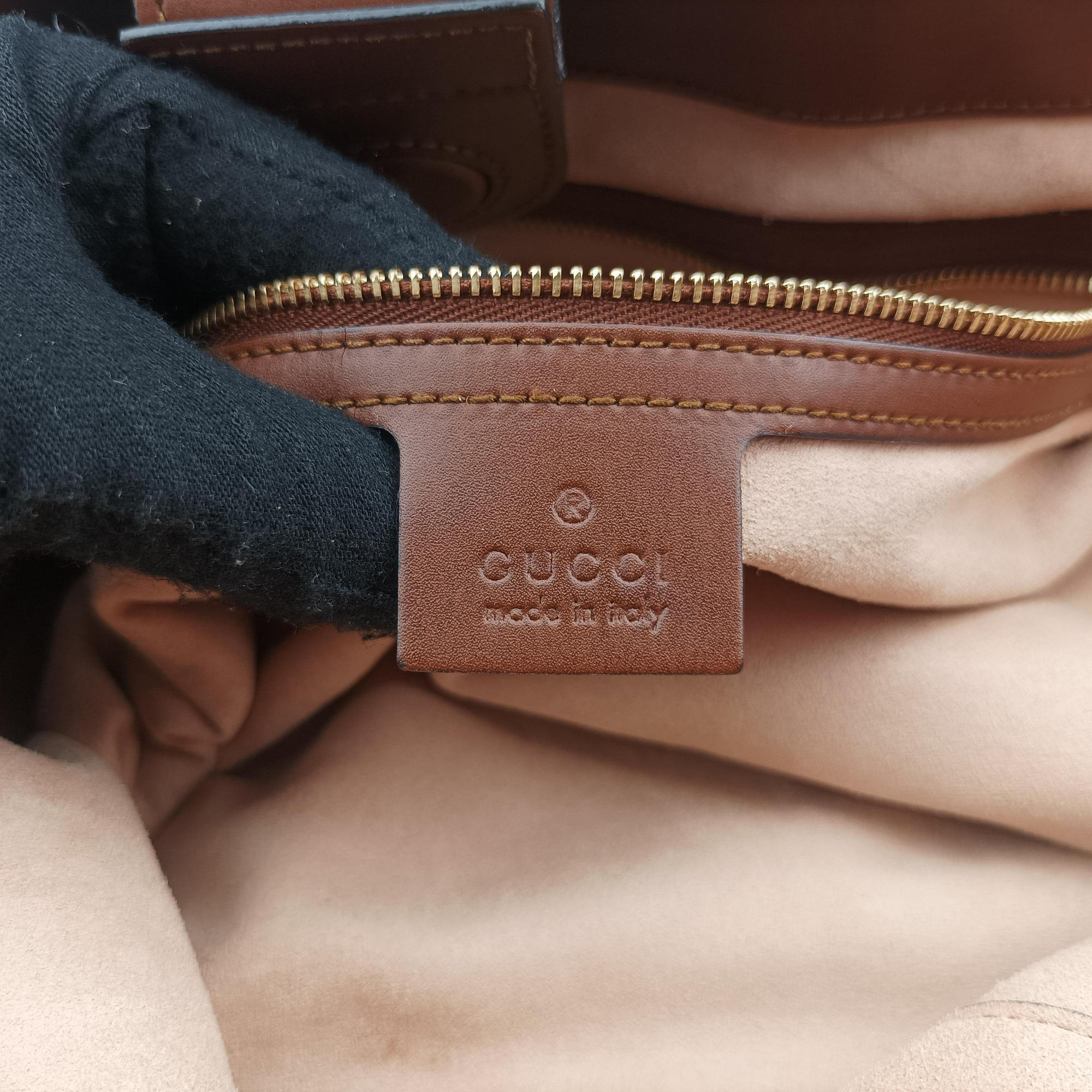 Vintage Gucci GG Supreme Brown × Beige PVC coated canvas×Leather 453705 shoulderbag | stylenewstar