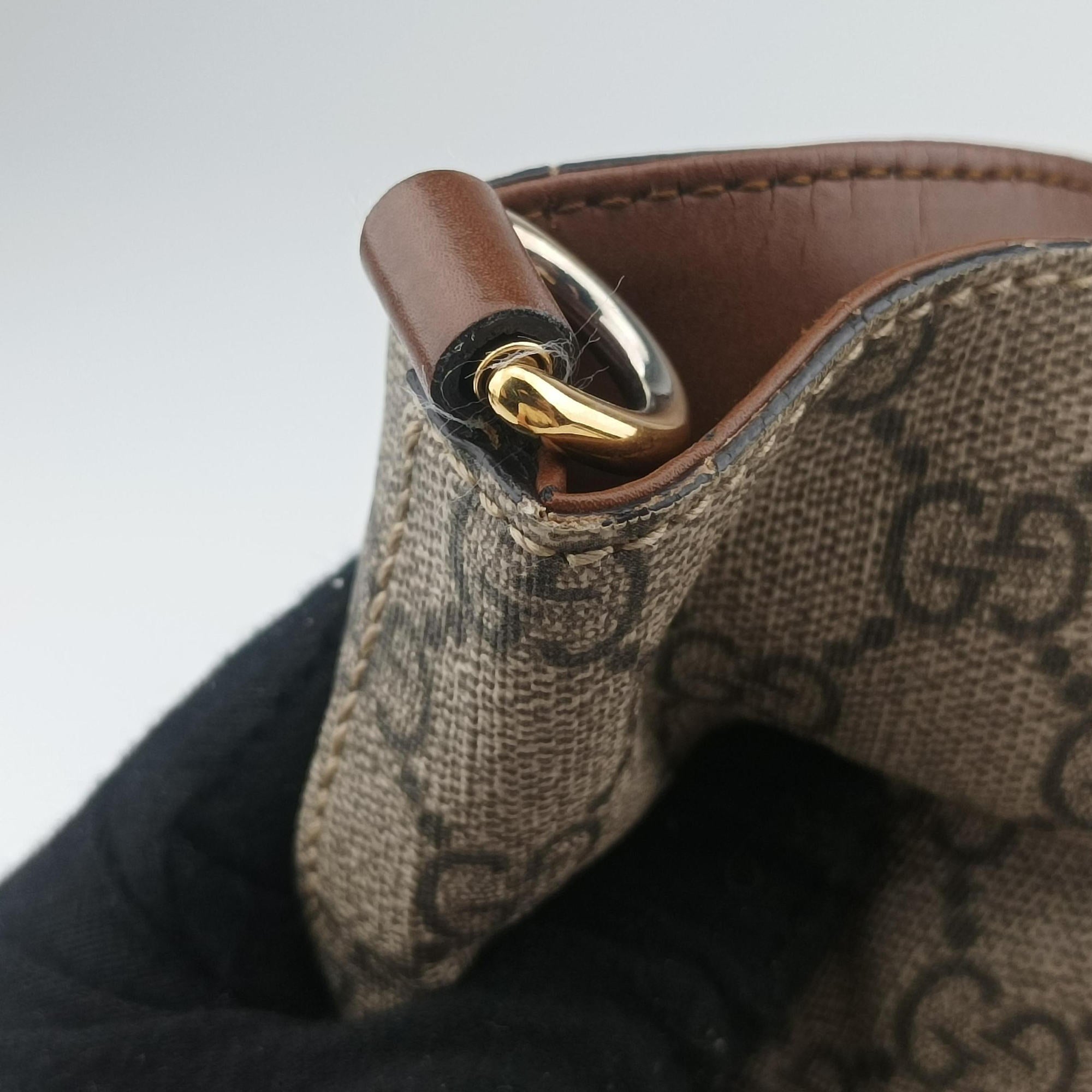 Vintage Gucci GG Supreme Brown × Beige PVC coated canvas×Leather 453705 shoulderbag | stylenewstar