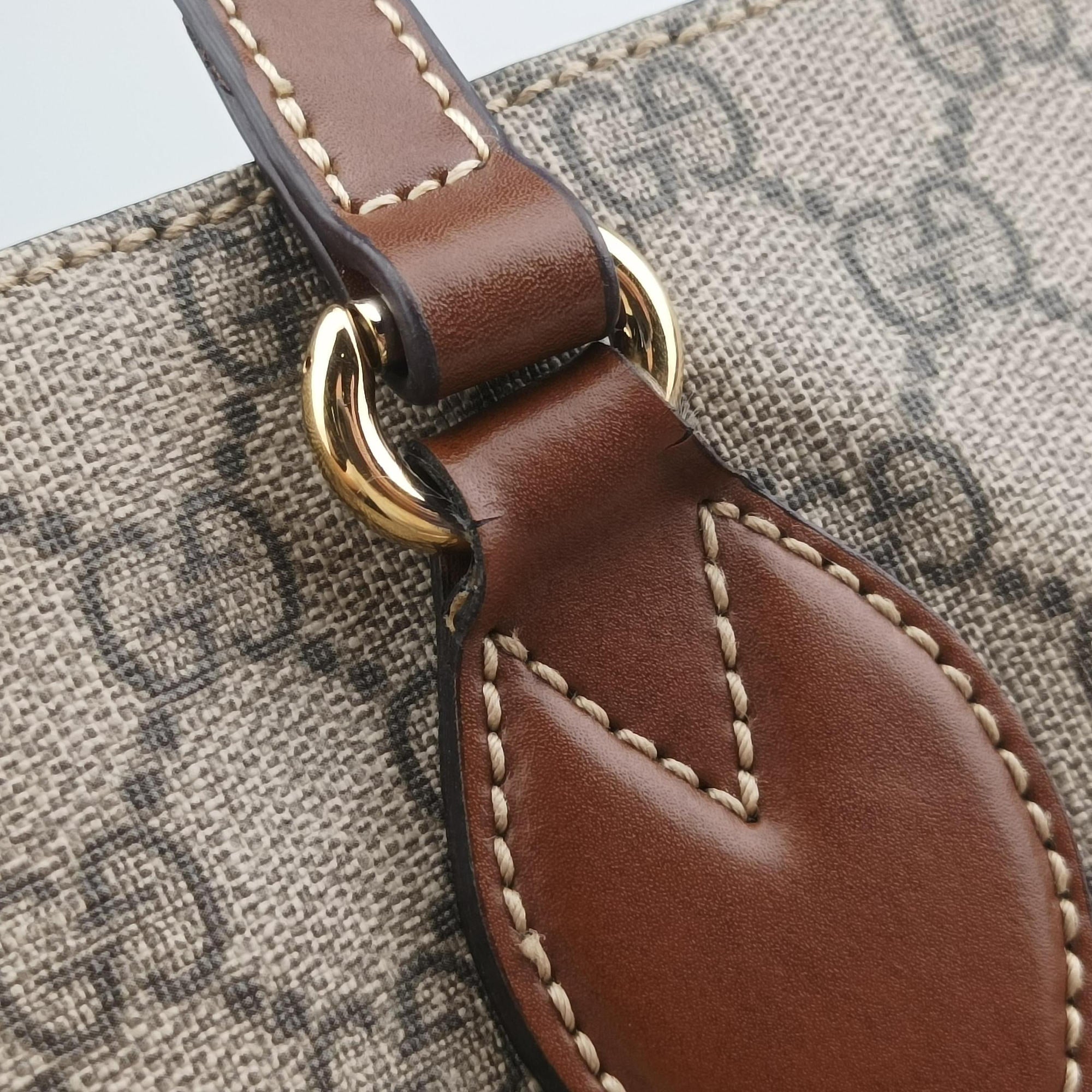 Vintage Gucci GG Supreme Brown × Beige PVC coated canvas×Leather 453705 shoulderbag | stylenewstar