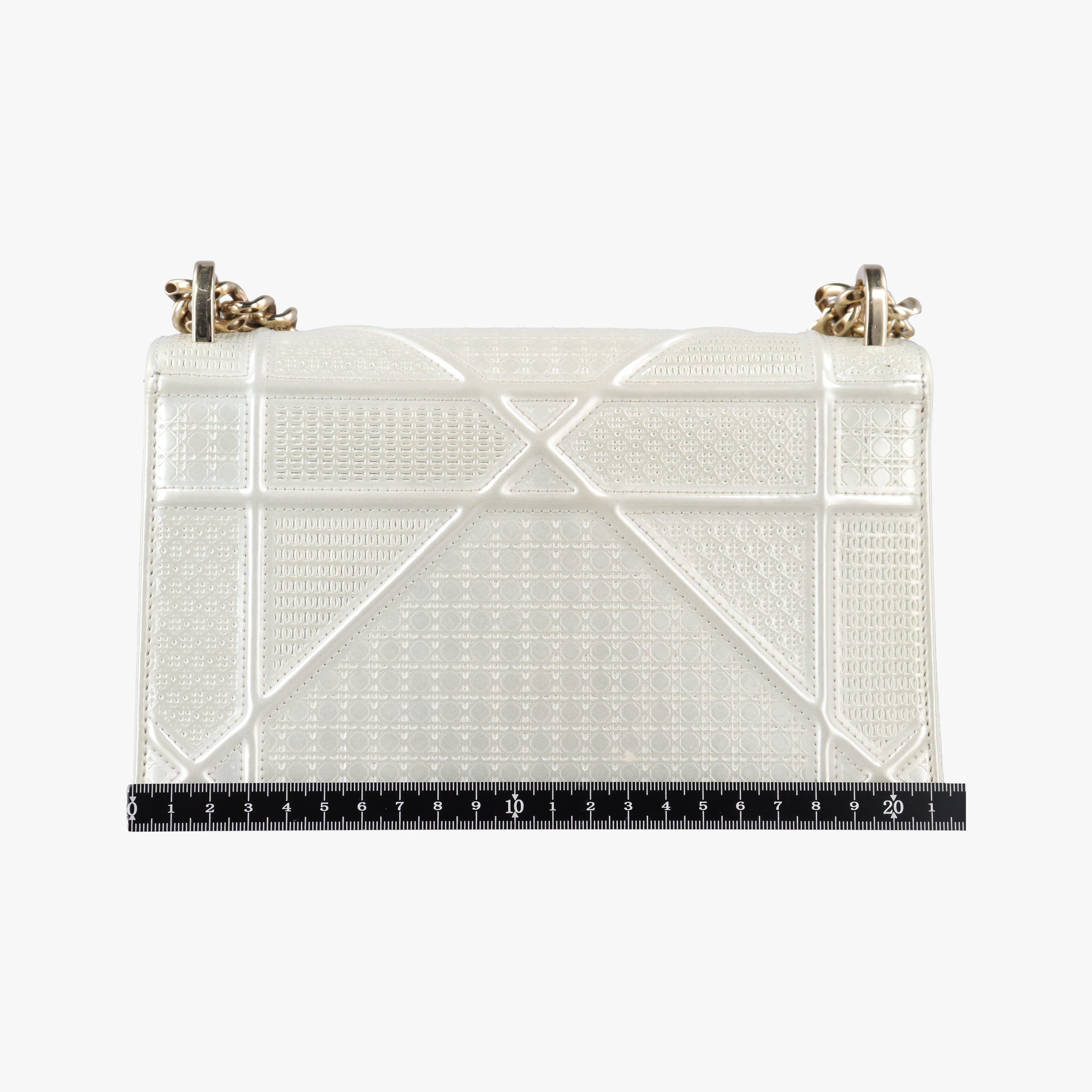 Pre-owned Christian Dior Diorama White Leather  shoulderbag | stylenewstar
