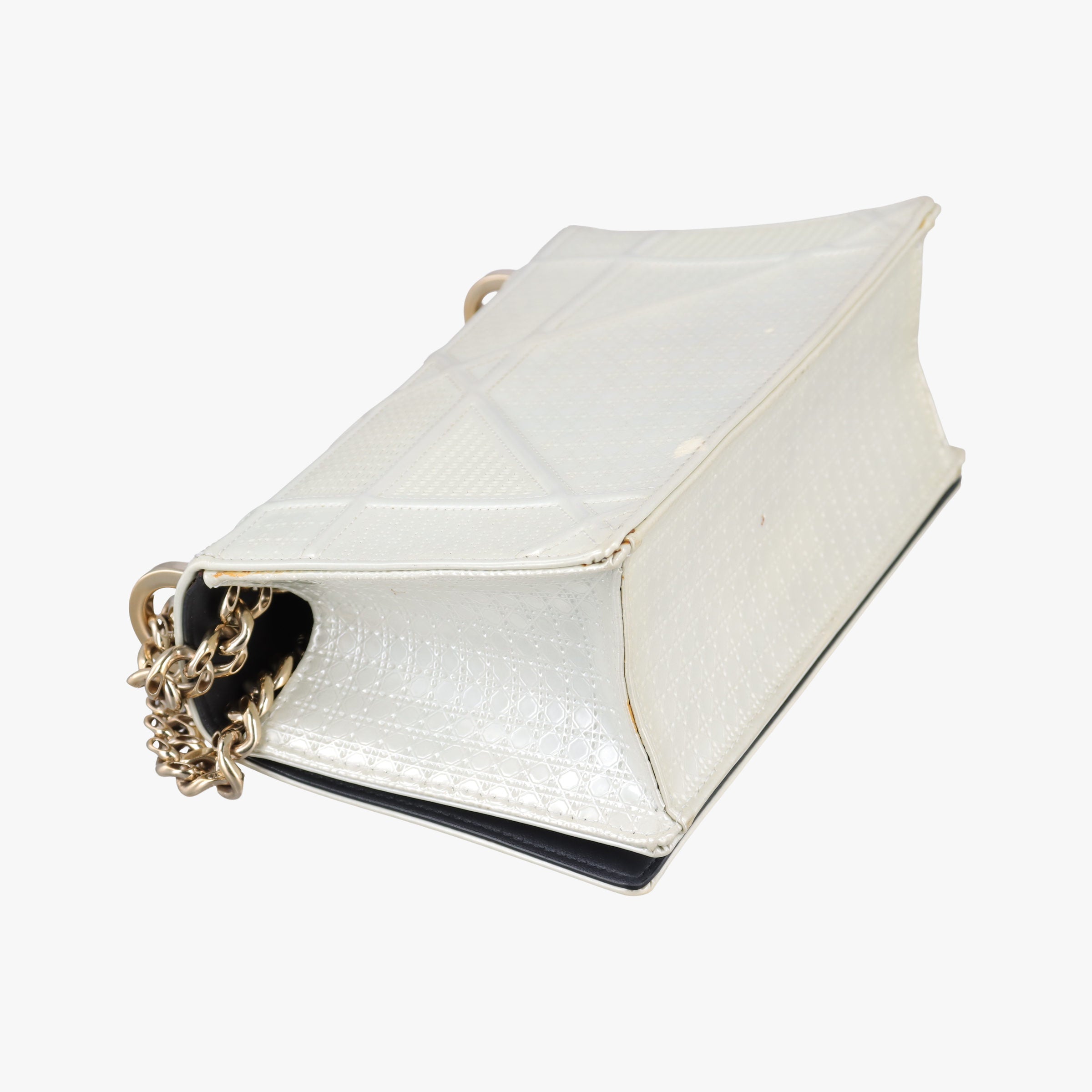 Pre-owned Christian Dior Diorama White Leather  shoulderbag | stylenewstar