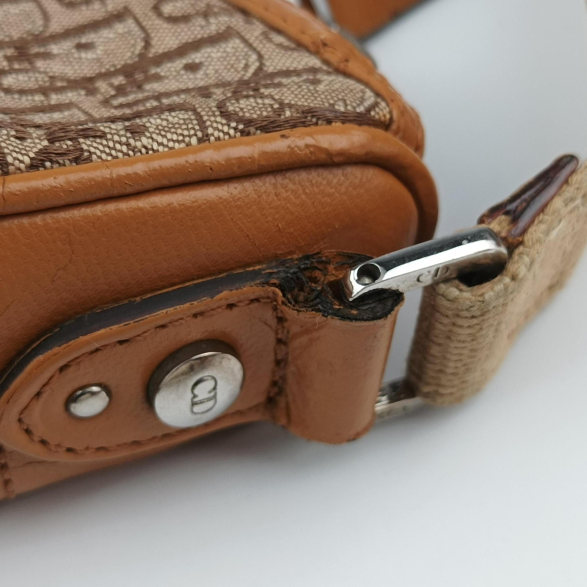 Pre-owned Christian Dior Street Chic Beige × Camel Canvas × Leather  shoulderbag | stylenewstar
