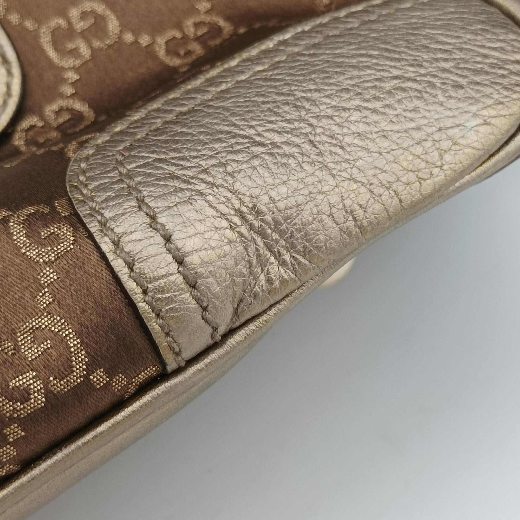 Pre-owned Gucci Princy Beige×Champagne Gold GG Canvas × leather 161720 handbag | stylenewstar