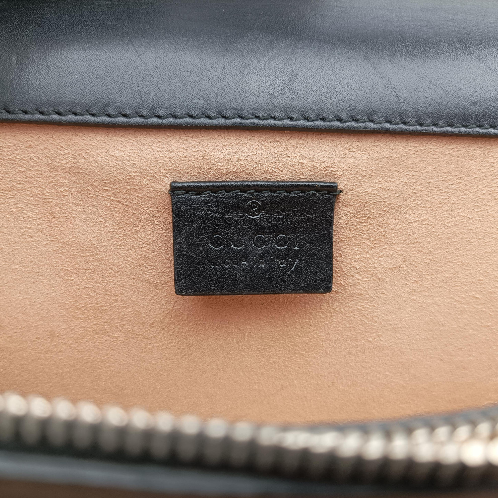 Pre-owned Gucci Dionysus Black Leather 400249 shoulderbag | stylenewstar