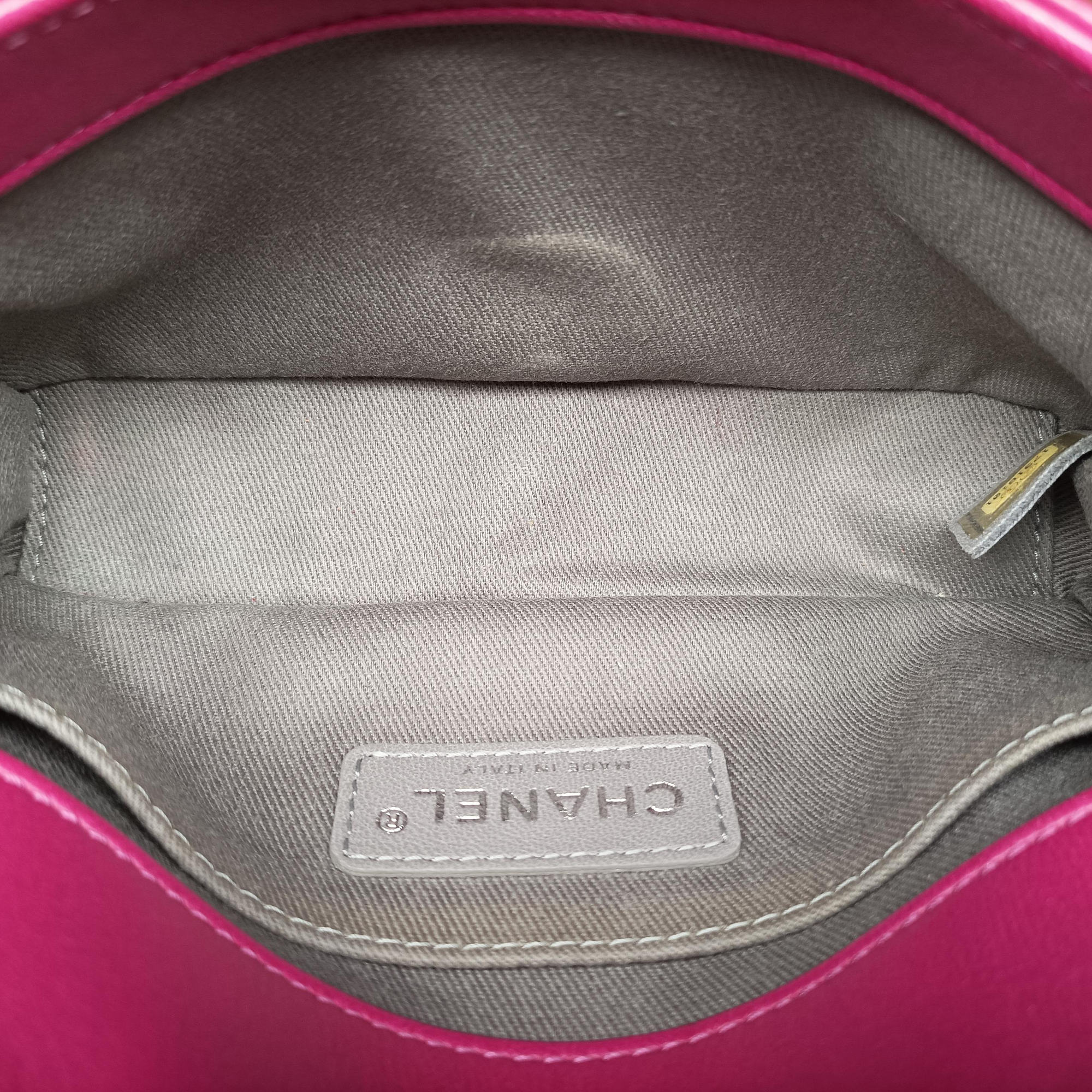 Pre-owned Chanel BOY CHANEL Rose velour A67416 shoulderbag | stylenewstar