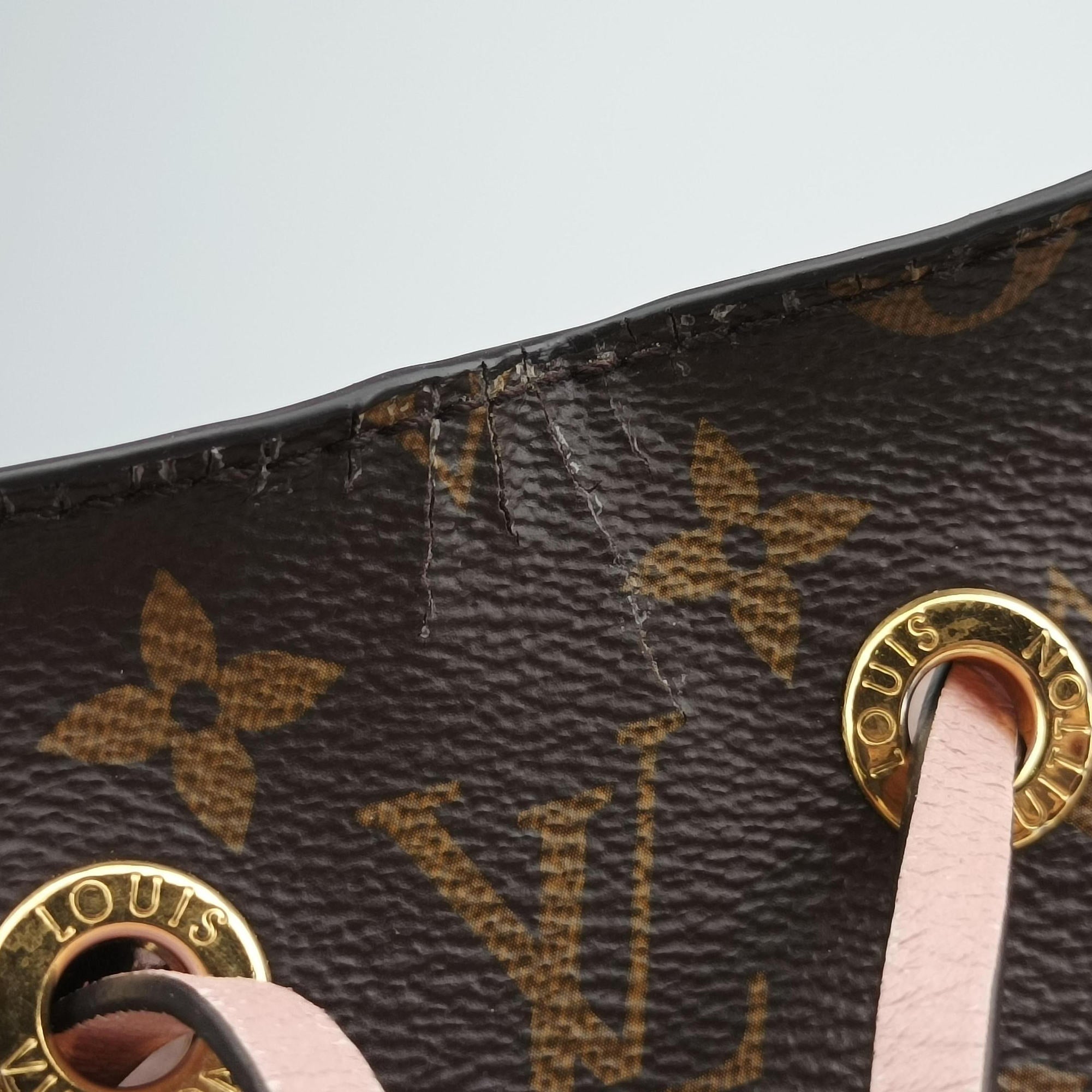 Pre-owned Louis Vuitton NeoNoe BROWN×Rose Poodle Monogram Canvas M44022 shoulderbag | stylenewstar