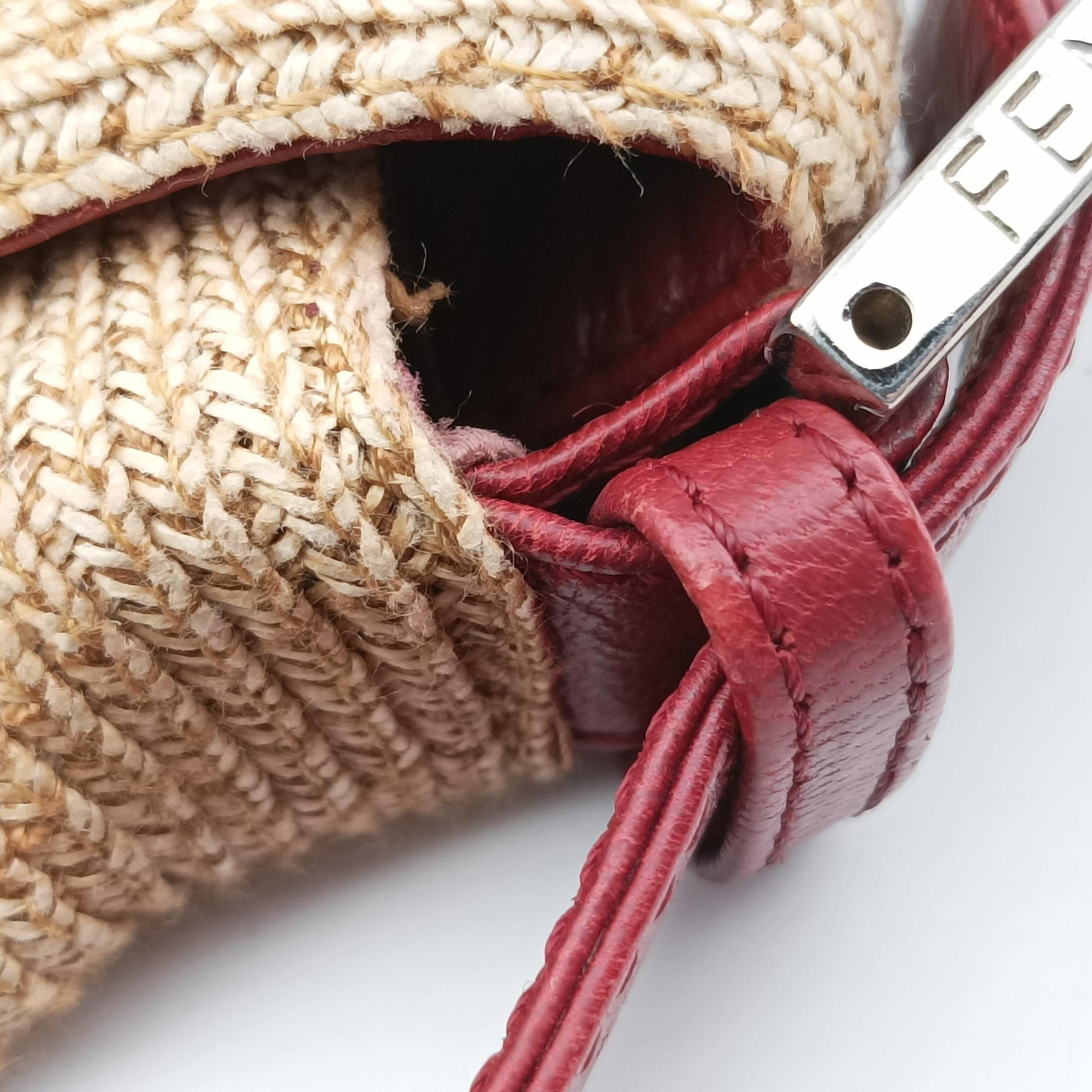 Vintage Fendi Mamma Baguette Beige × Burgundy Raffia × Leather 8BR001 shoulderbag | stylenewstar