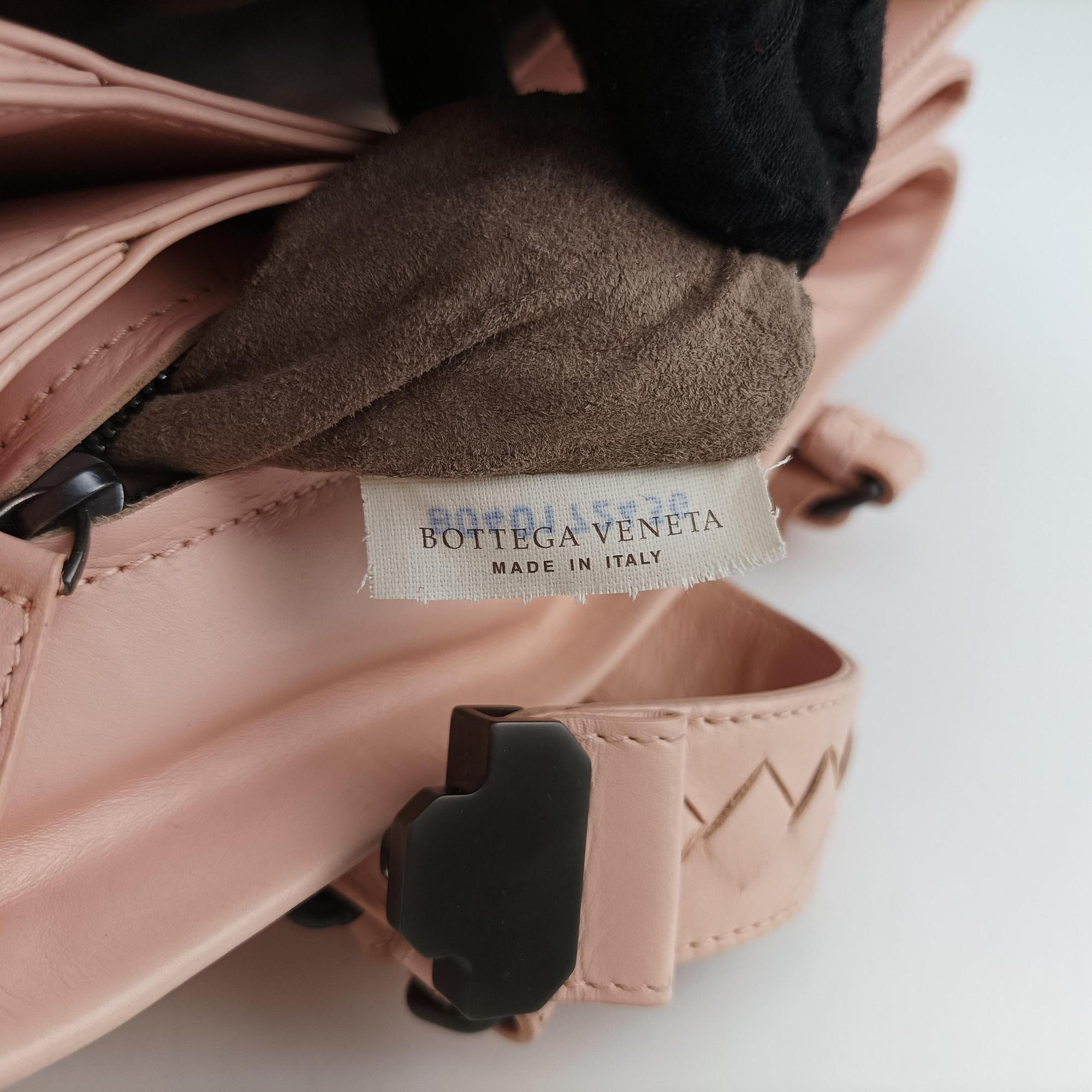 Vintage Bottega Veneta Roma Intrecciato Pink lambskin  shoulderbag | stylenewstar