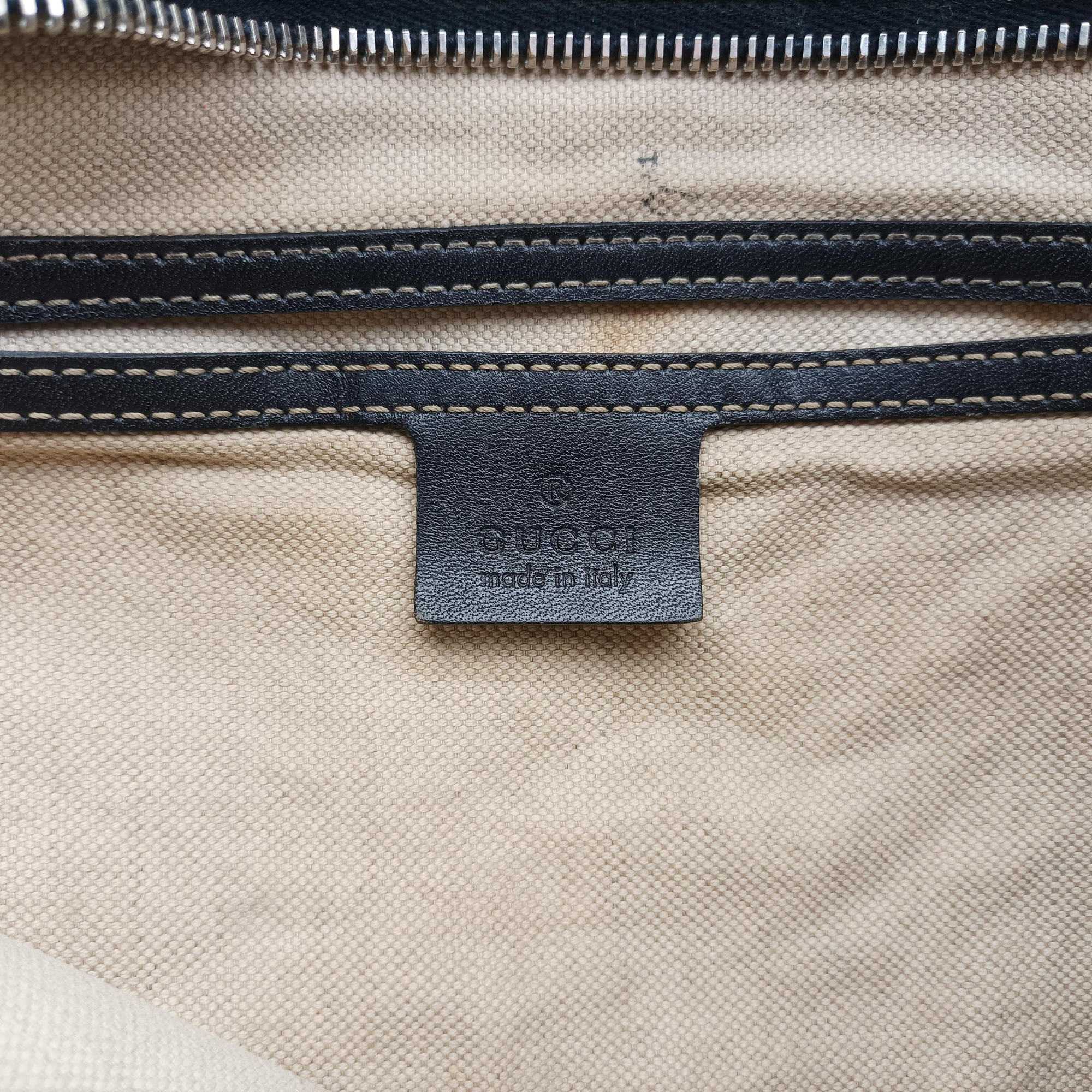 Pre-owned Gucci GG Plus GG Supreme Beige×Navy PVC coated canvas×Leather 201446 shoulderbag | stylenewstar