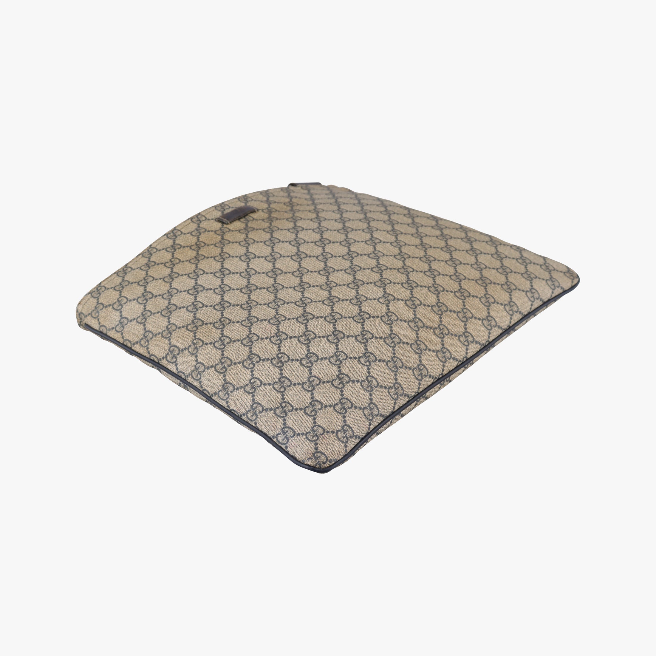 Pre-owned Gucci GG Plus GG Supreme Beige×Navy PVC coated canvas×Leather 201446 shoulderbag | stylenewstar
