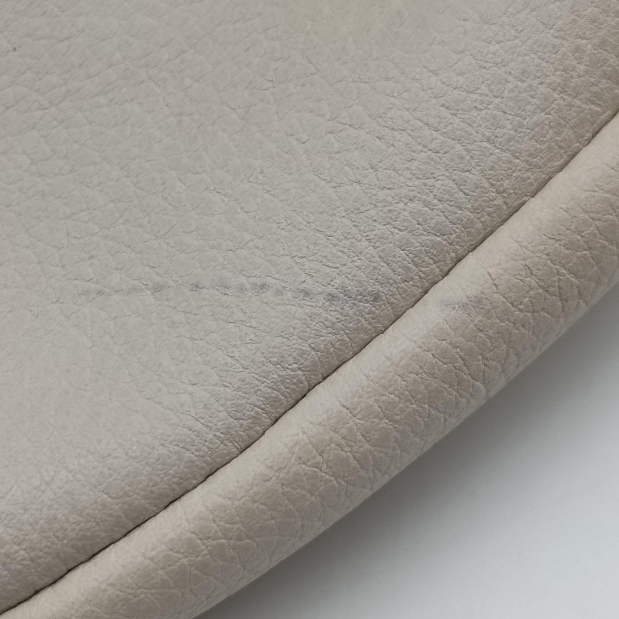 Secondhand Gucci Print White Leather 527792 bum bag/waist bag | stylenewstar