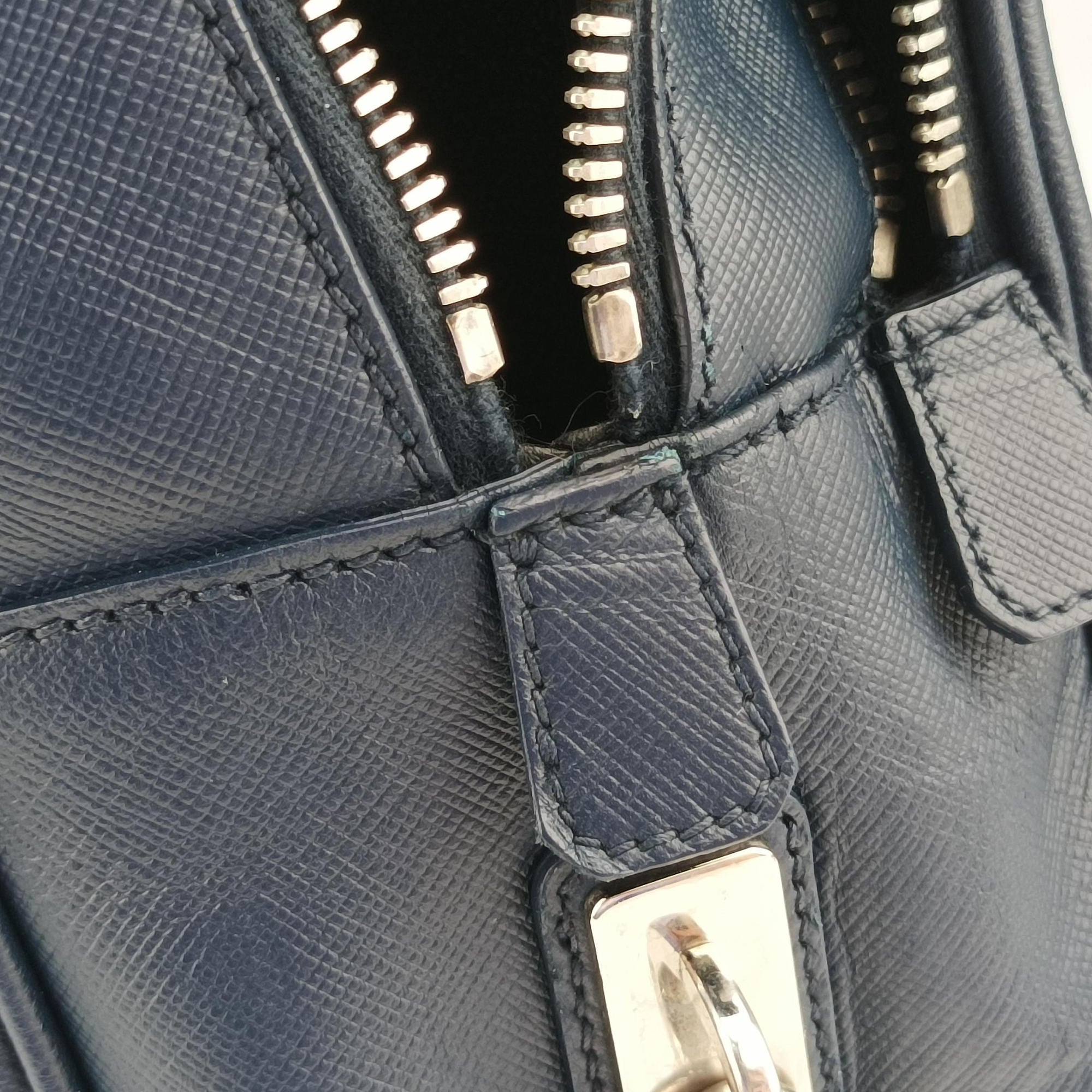 Vintage Prada business bag briefcase Navy SAFFIANO Leather 2VE363 handbag | stylenewstar