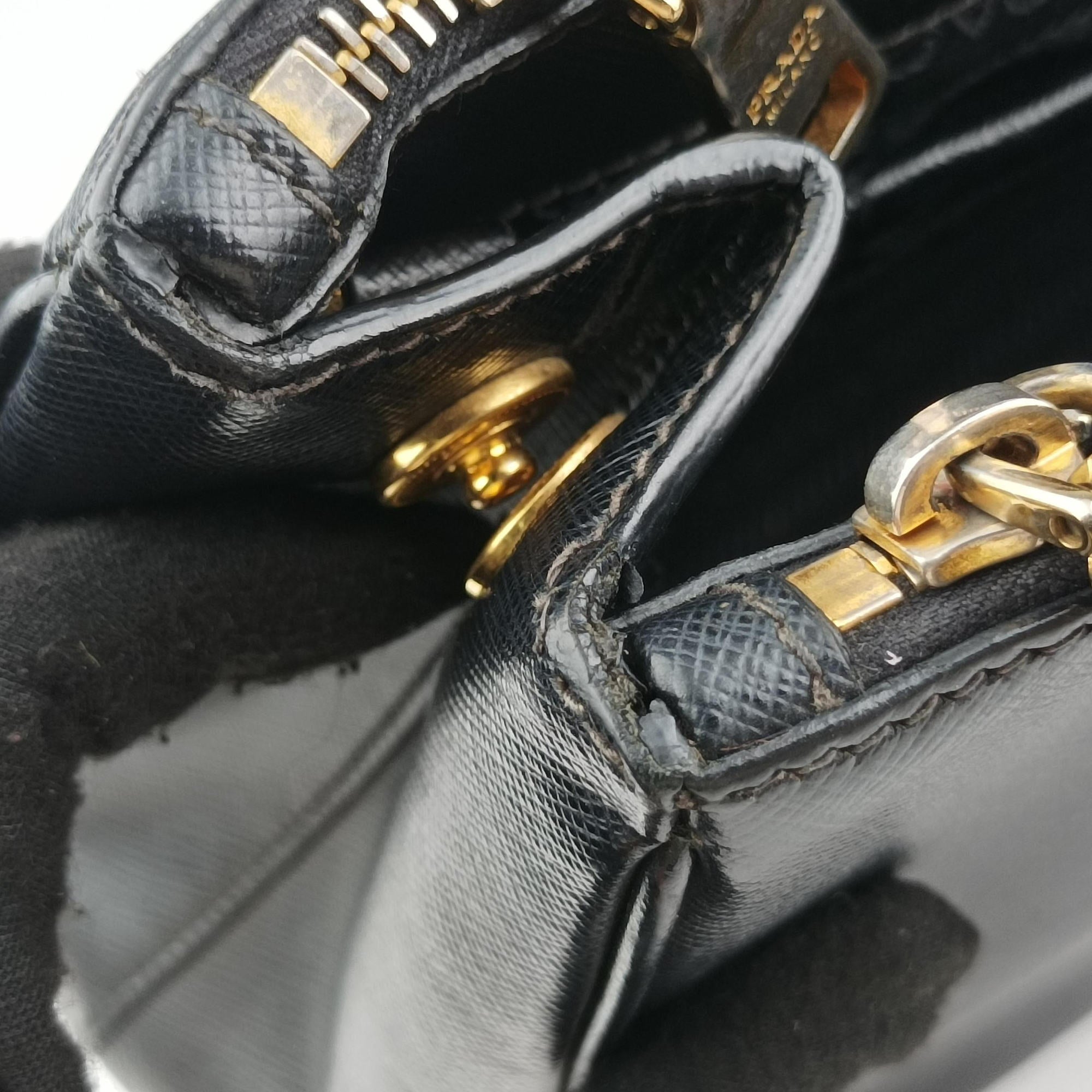 Secondhand Prada Galleria Black SAFFIANO Leather BN2274 shoulderbag | stylenewstar