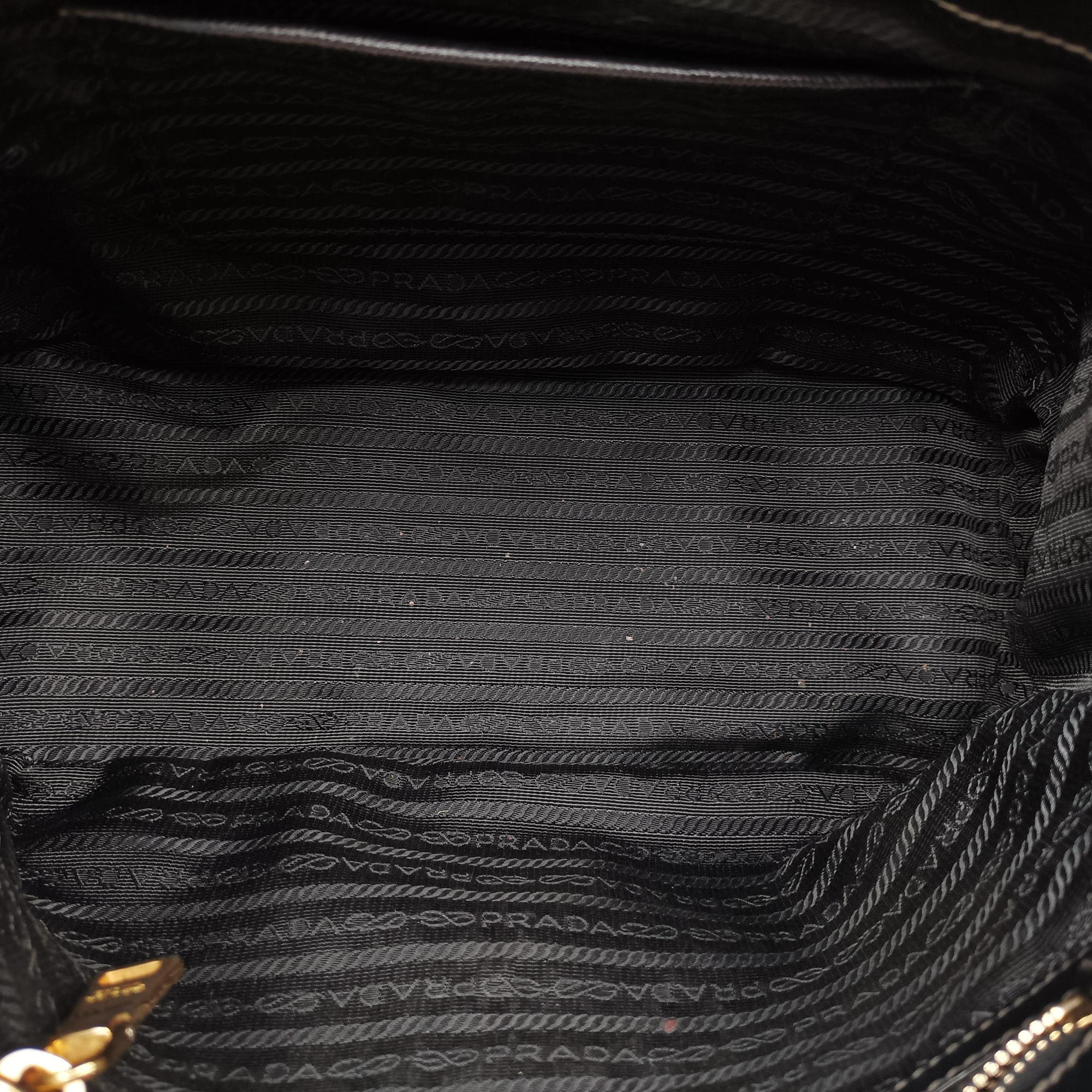 Secondhand Prada Galleria Black SAFFIANO Leather BN2274 shoulderbag | stylenewstar