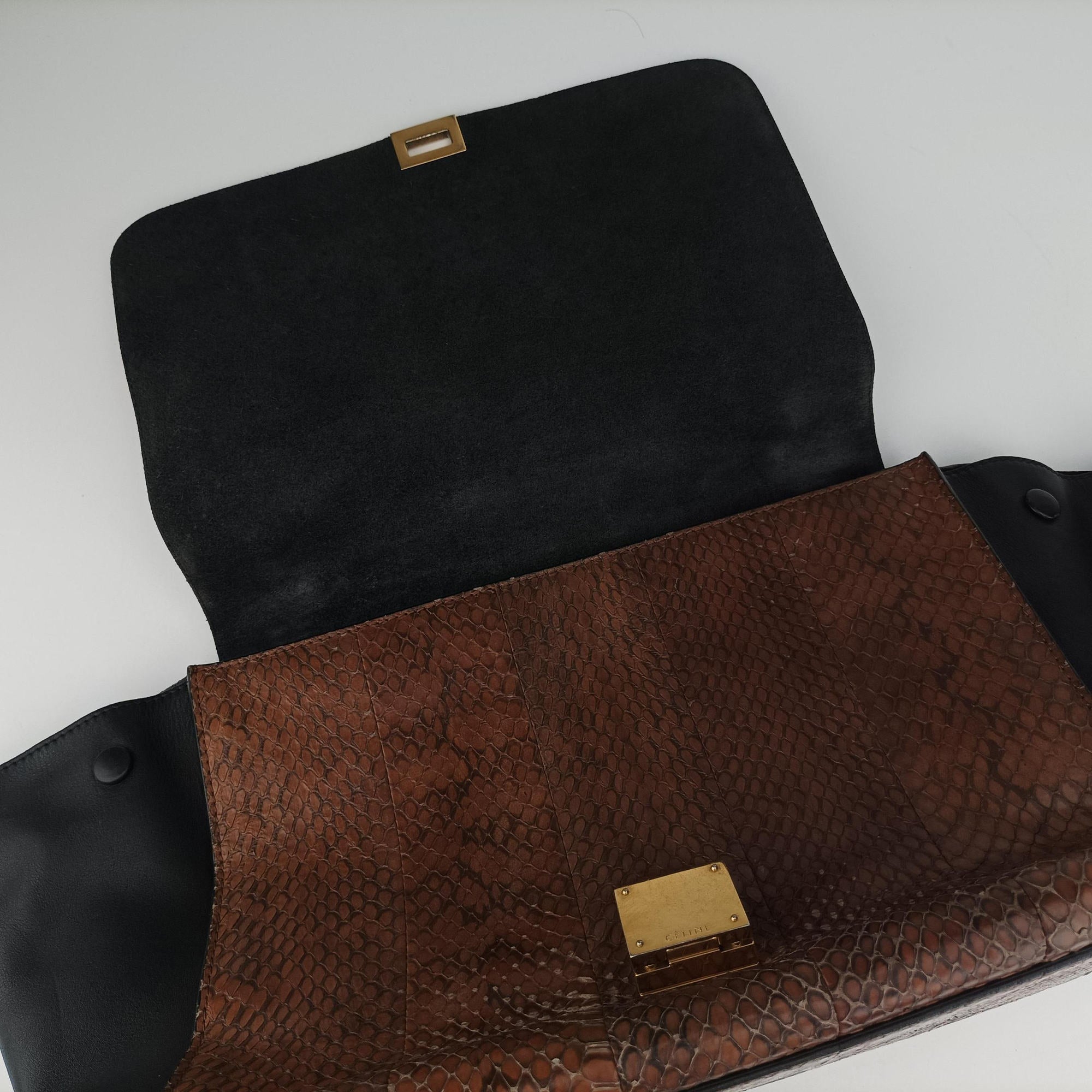 Secondhand Celine Trapeze Brown × Black Snakeskin × Leather  shoulderbag | stylenewstar