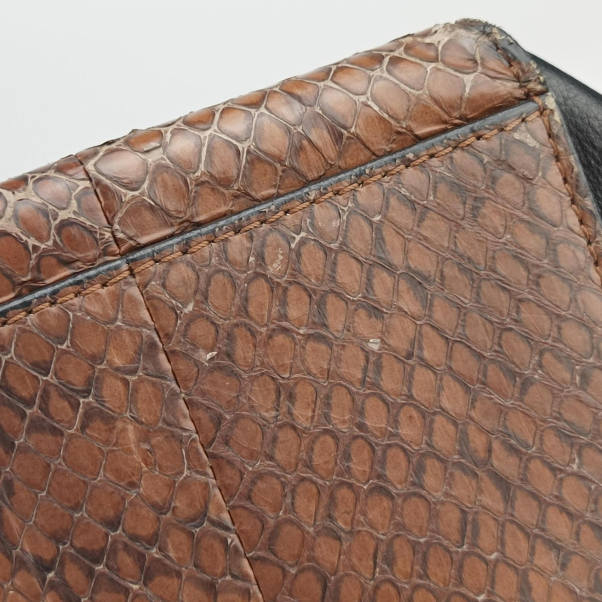 Secondhand Celine Trapeze Brown × Black Snakeskin × Leather  shoulderbag | stylenewstar