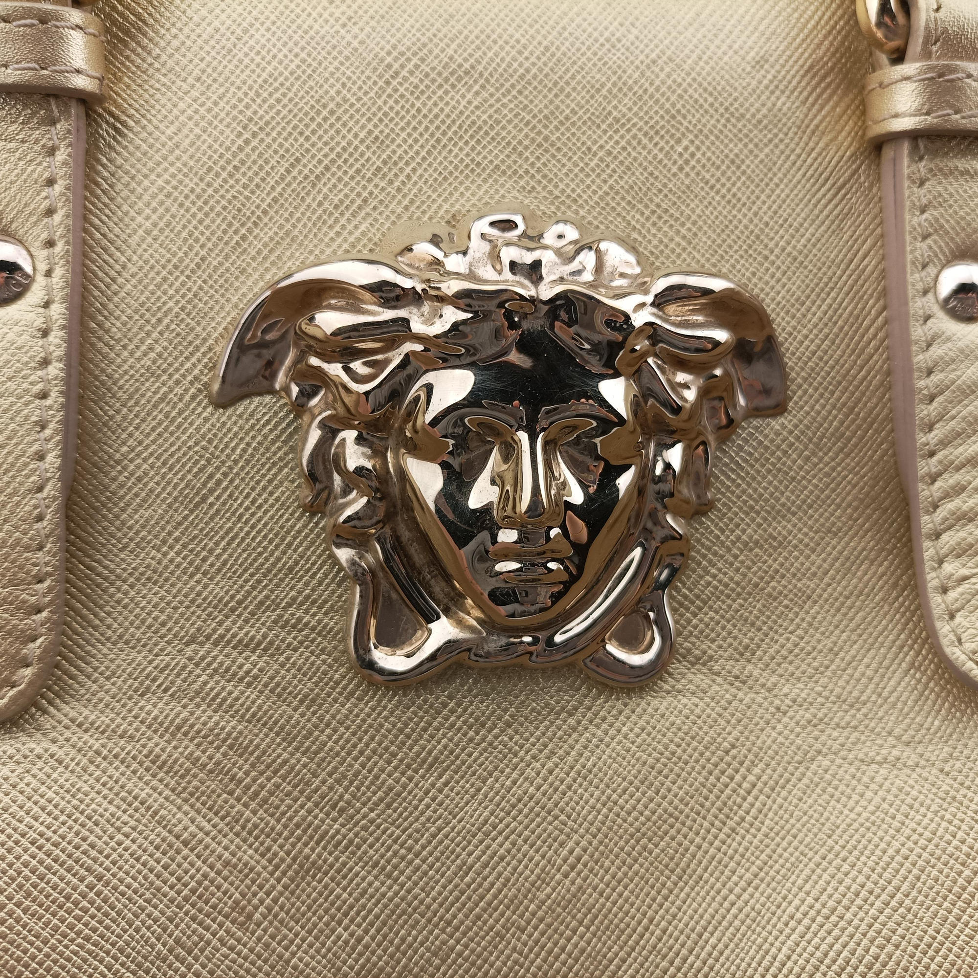Pre-owned VERSACE La Medusa Palazzo bowling Golden Leather  shoulderbag | stylenewstar
