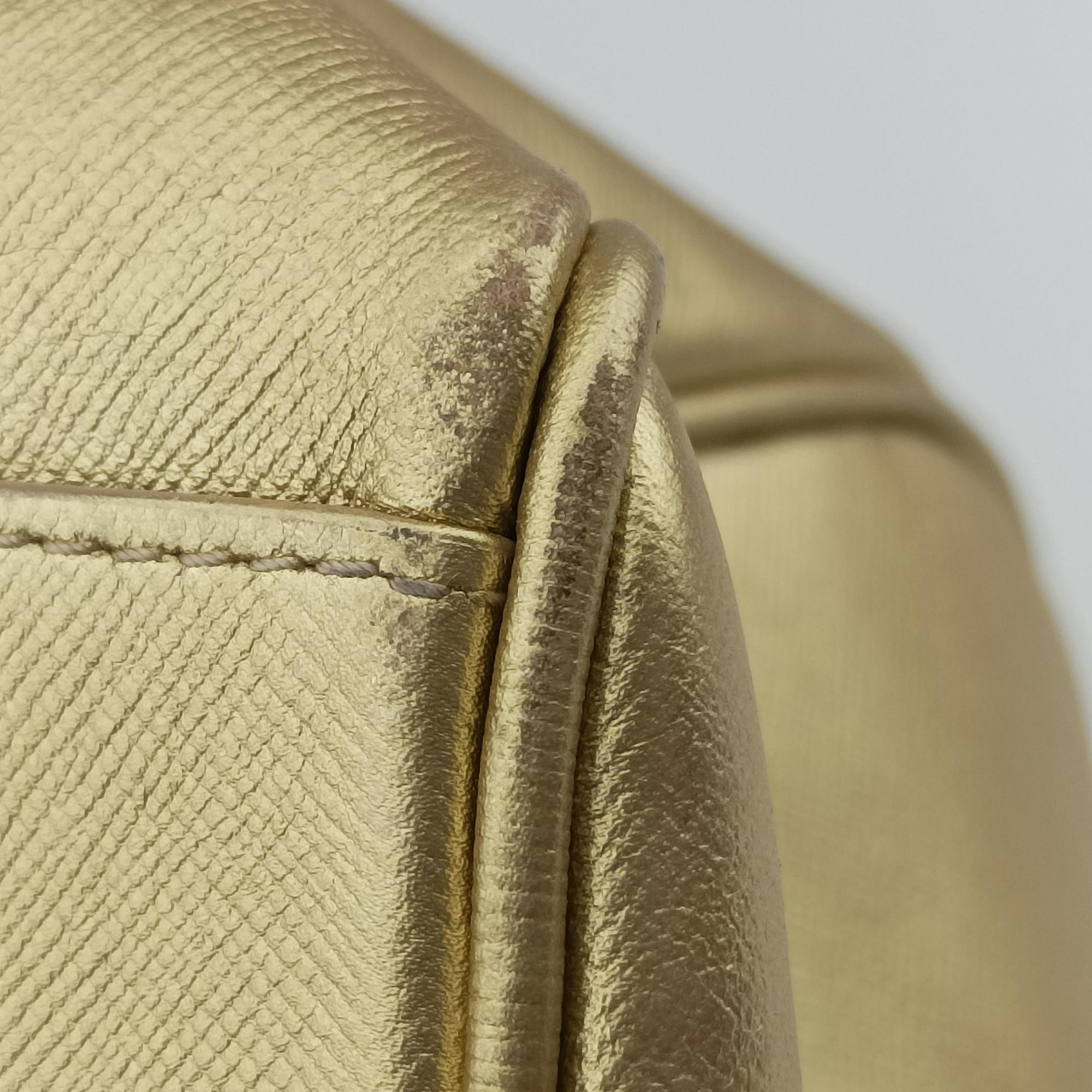 Pre-owned VERSACE La Medusa Palazzo bowling Golden Leather  shoulderbag | stylenewstar