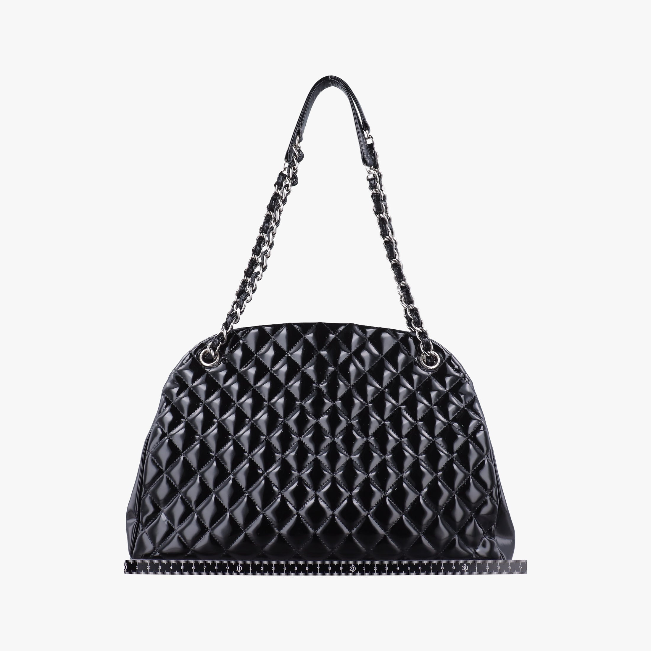 Secondhand Chanel Mademoiselle Bowling Black Patent Leather A50558 shoulderbag | stylenewstar