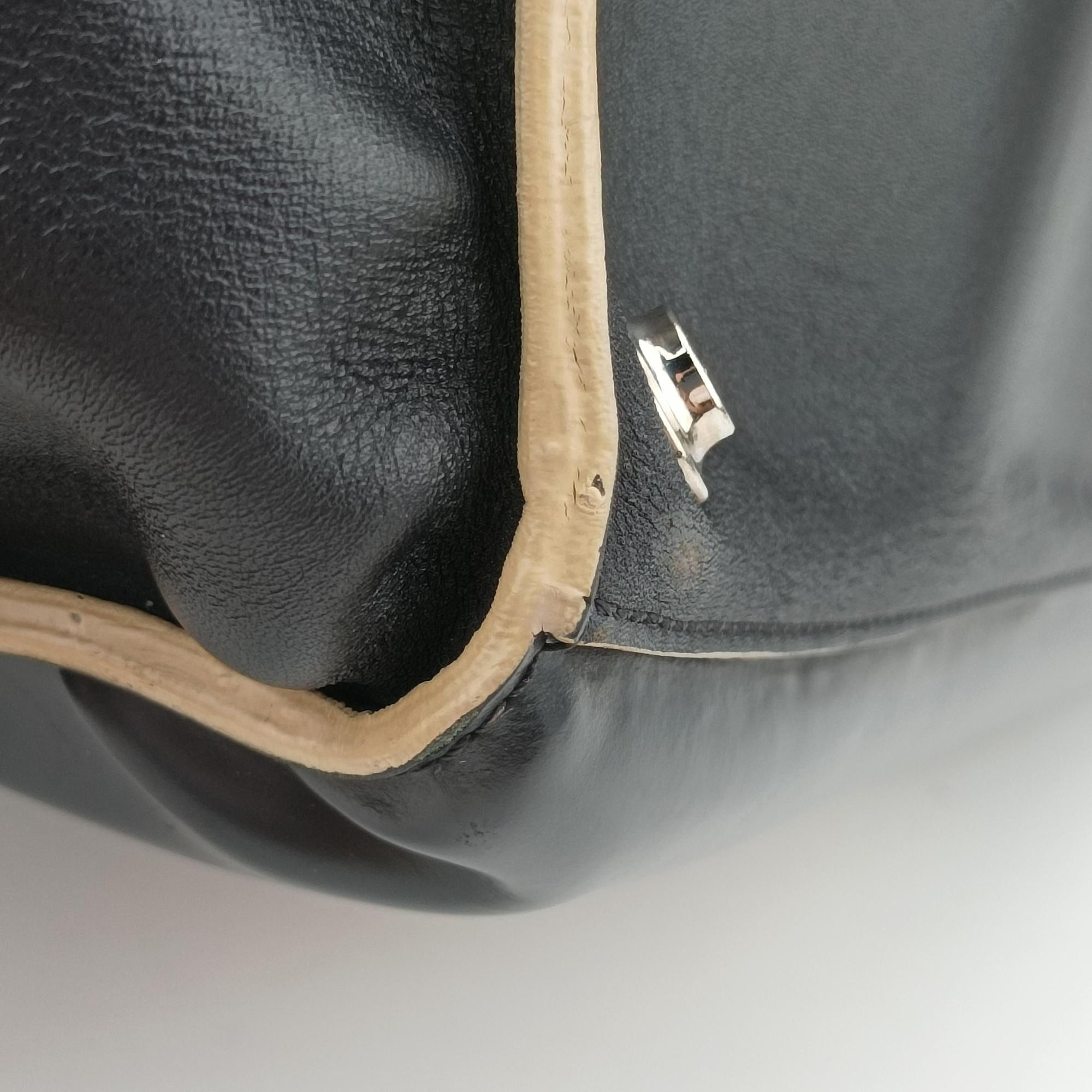 Pre-owned Louis Vuitton World Tour City Steamer MM  Black×multicolor Leather M43080 shoulderbag | stylenewstar