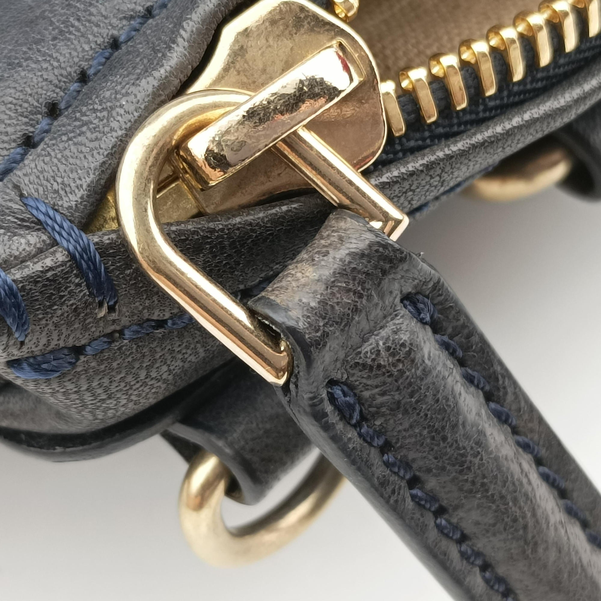 Pre-owned Givenchy Pandora Navy Leather  shoulderbag | stylenewstar