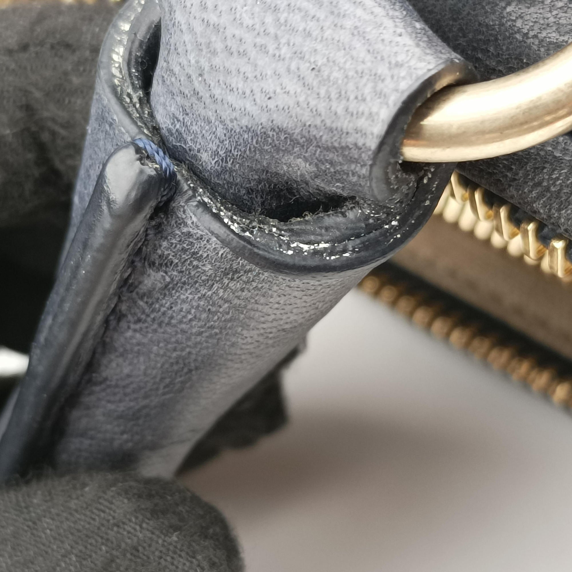 Pre-owned Givenchy Pandora Navy Leather  shoulderbag | stylenewstar