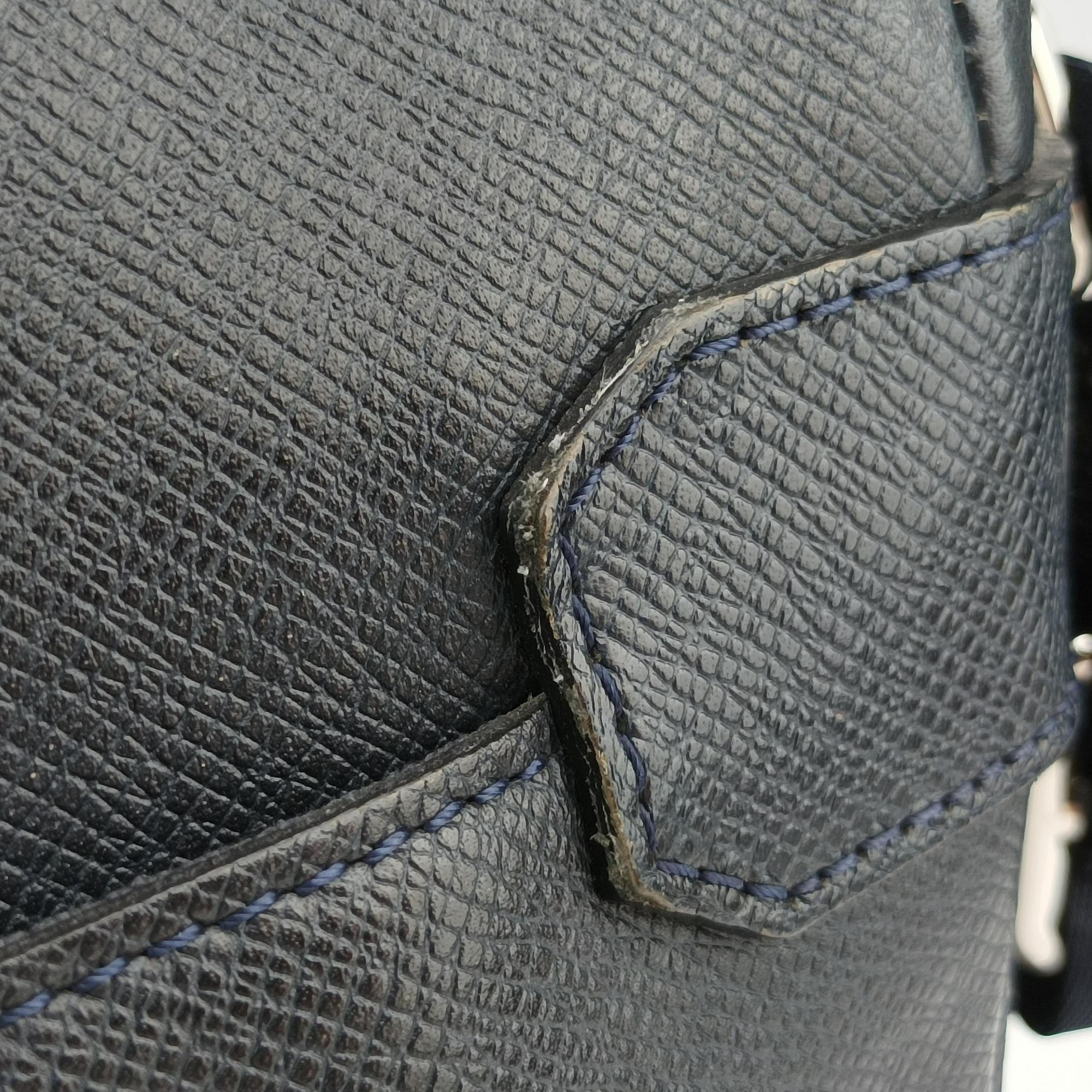 Pre-owned Louis Vuitton Roman MM Bolreal Taiga M32624 shoulderbag | stylenewstar