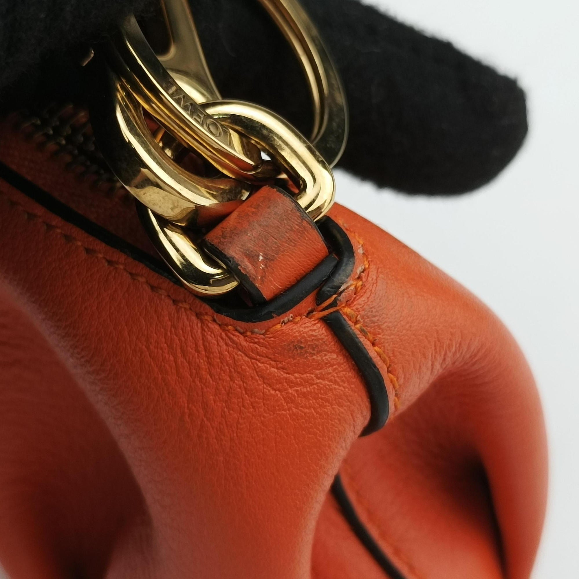 Pre-owned Loewe Elephant Pouch Orange Leather  coinpurse | stylenewstar