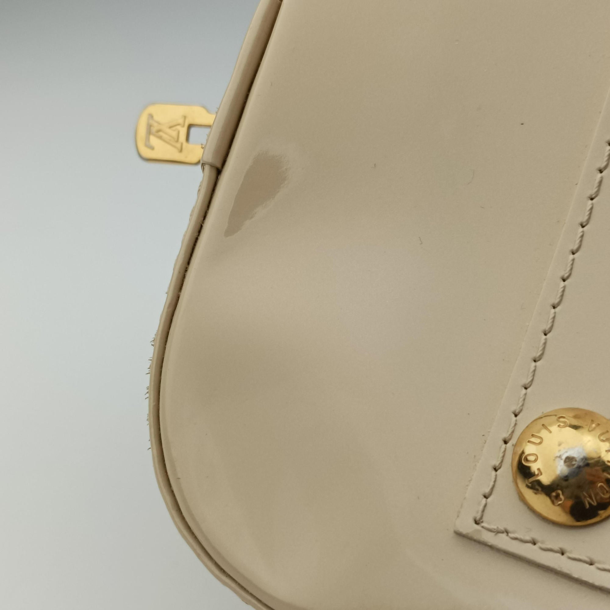 Secondhand Louis Vuitton Alma PM Dune Vernis M90101 handbag | stylenewstar