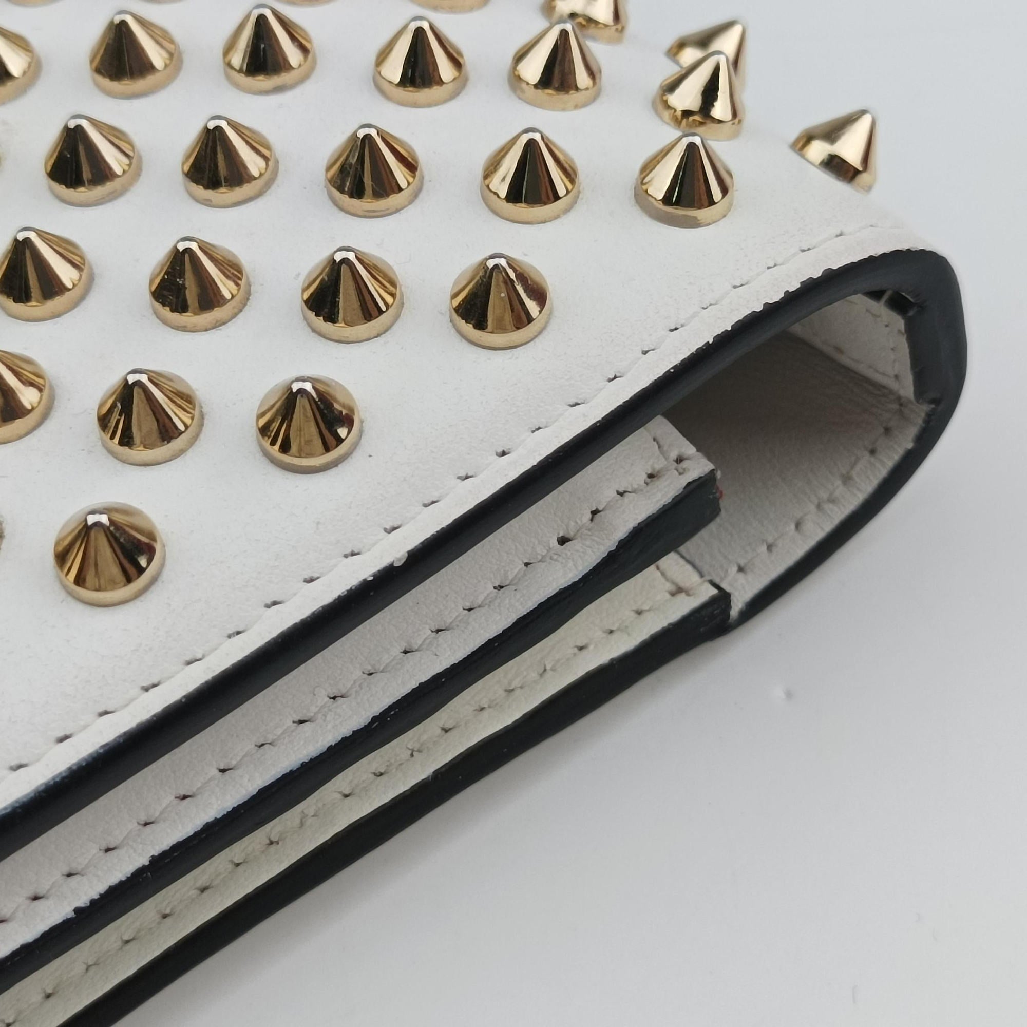 Secondhand Christian Louboutin Paloma Clutch White Leather  clutchbag | stylenewstar