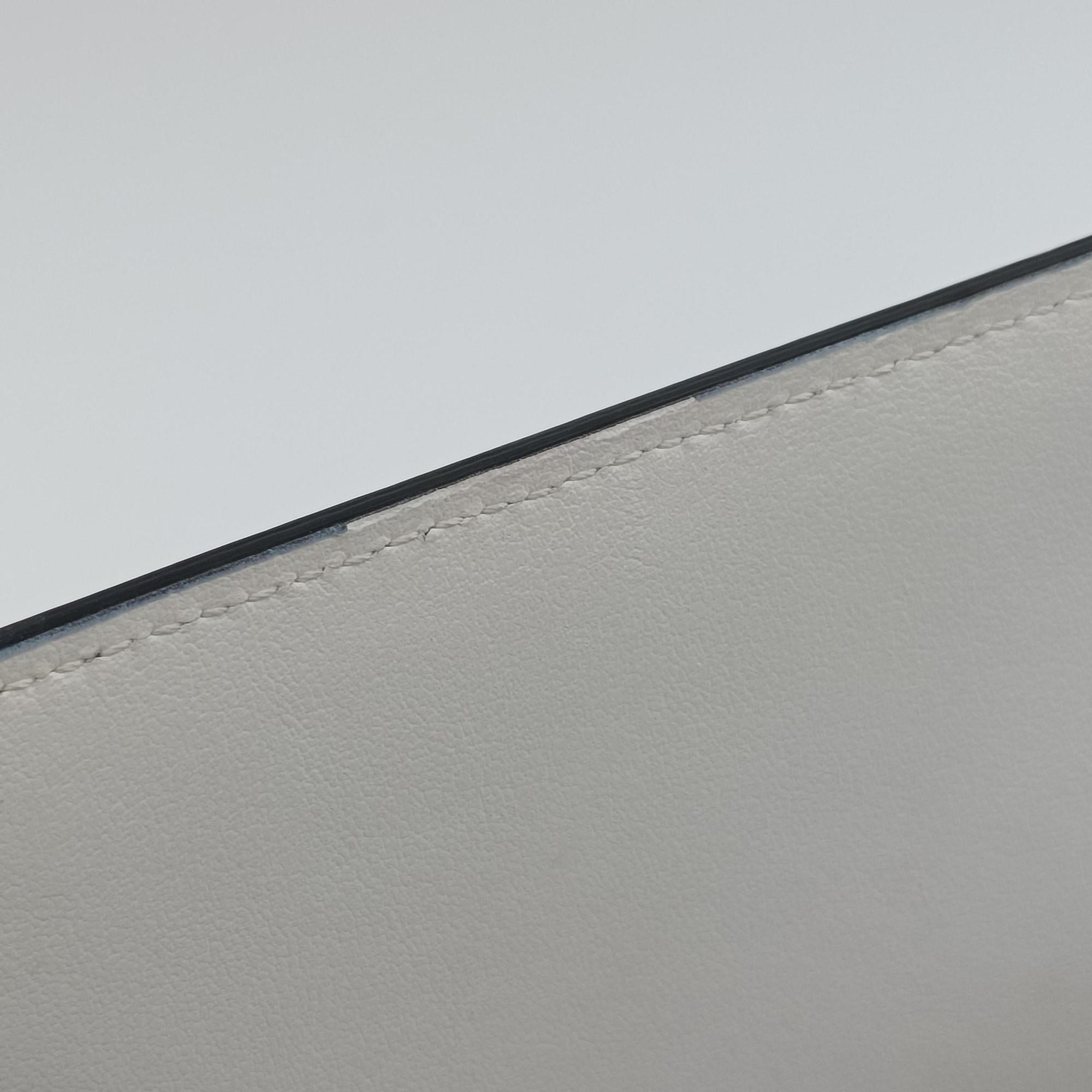 Secondhand Christian Louboutin Paloma Clutch White Leather  clutchbag | stylenewstar