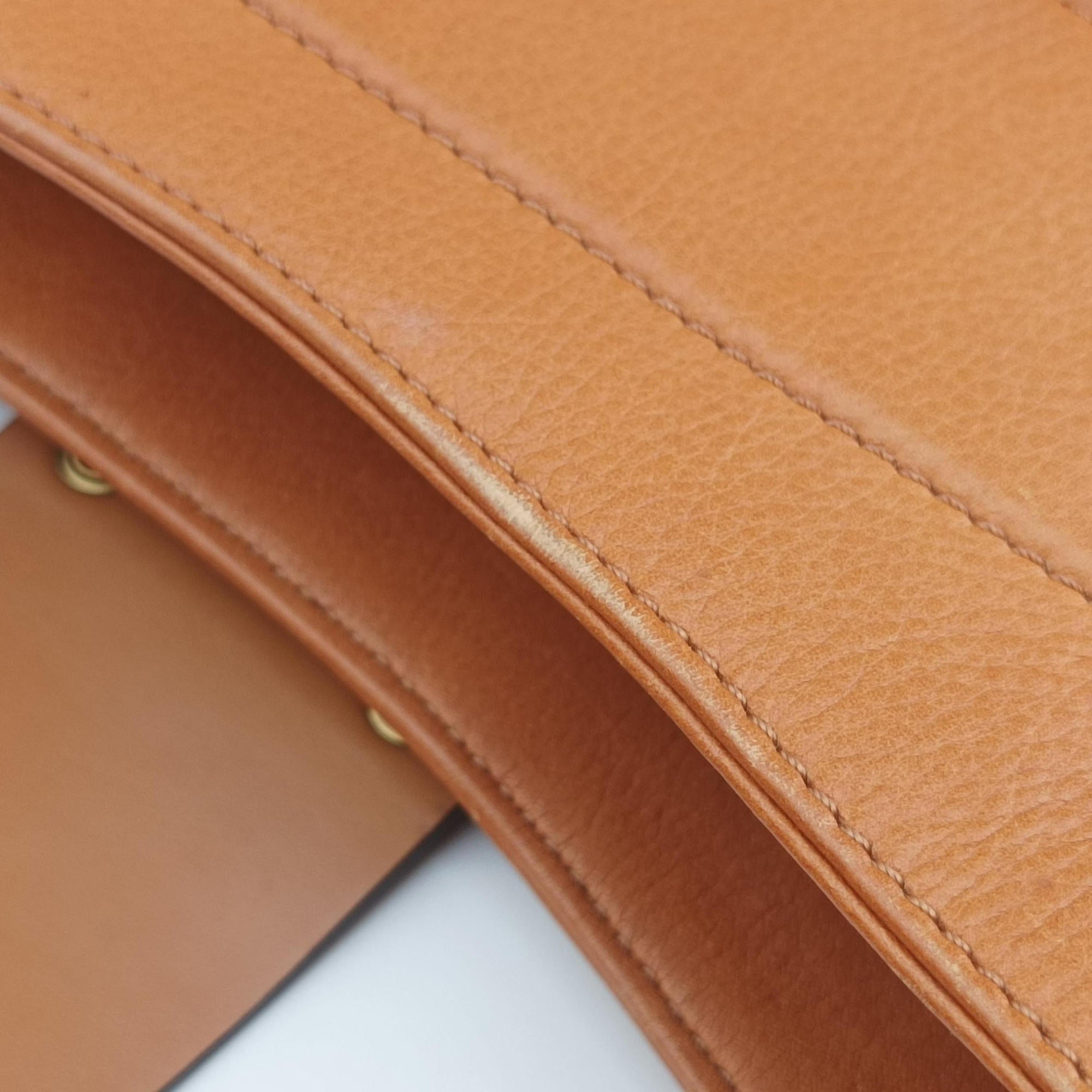 Secondhand Christian Dior Street Chic Columbus Brown Leather  shoulderbag | stylenewstar