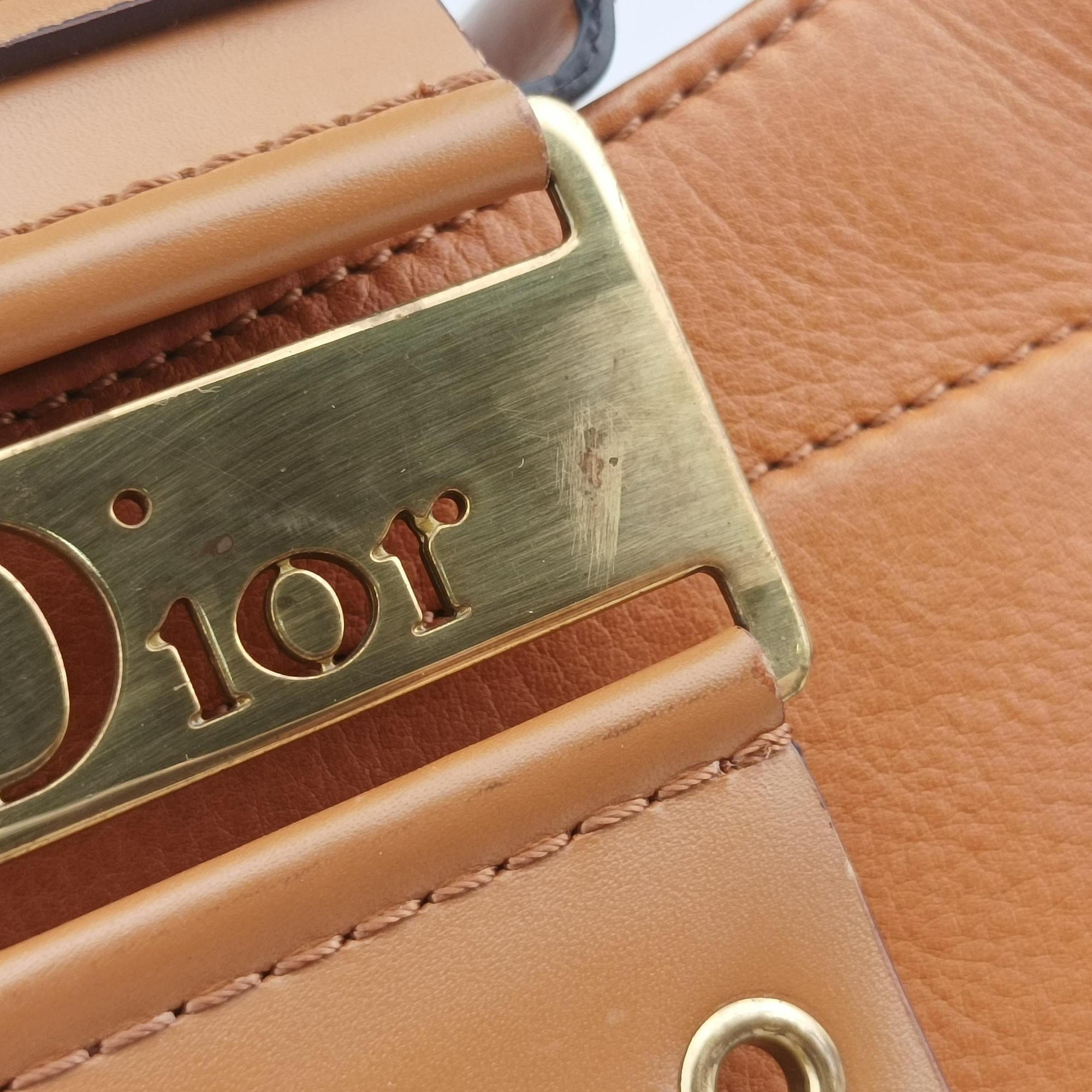 Secondhand Christian Dior Street Chic Columbus Brown Leather  shoulderbag | stylenewstar