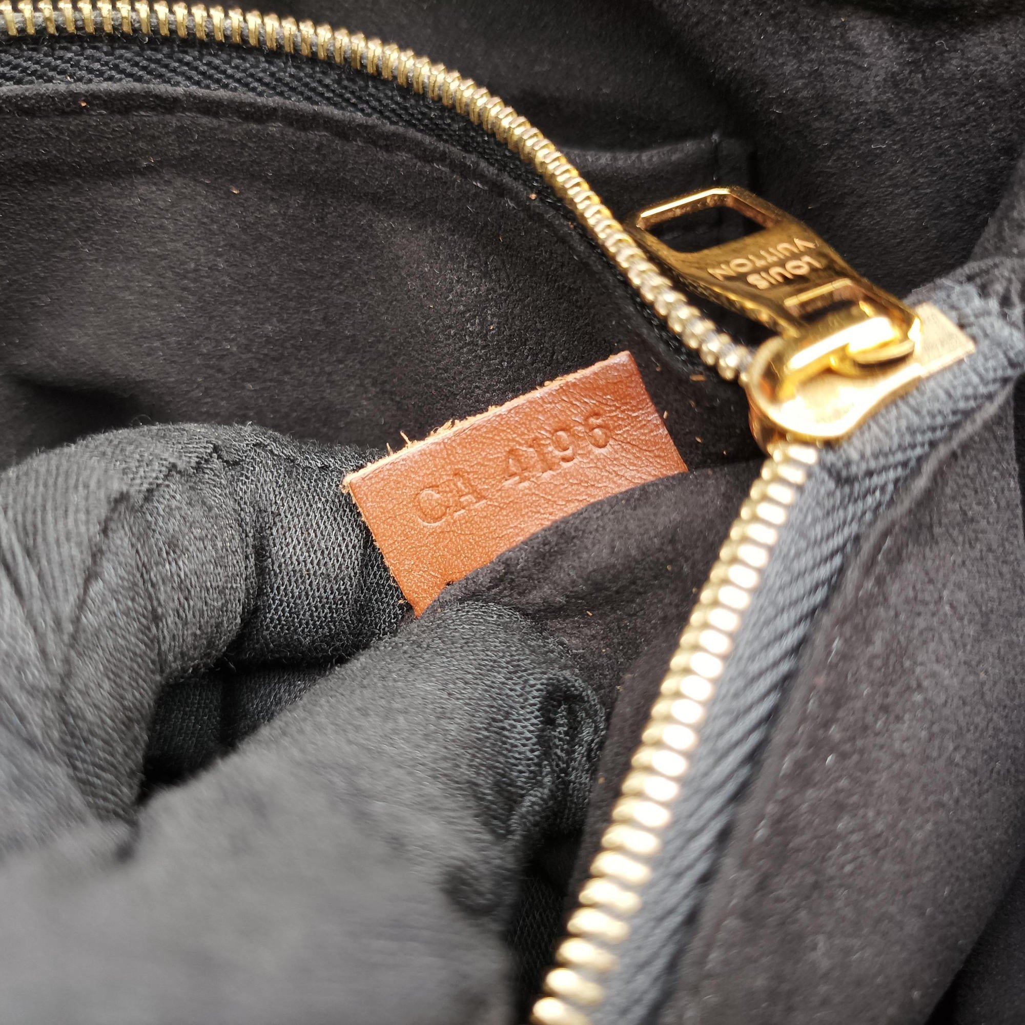 Pre-owned Louis Vuitton PALLAS Chain Brown×Noir Monogram Canvas×calf leather M41223 shoulderbag | stylenewstar