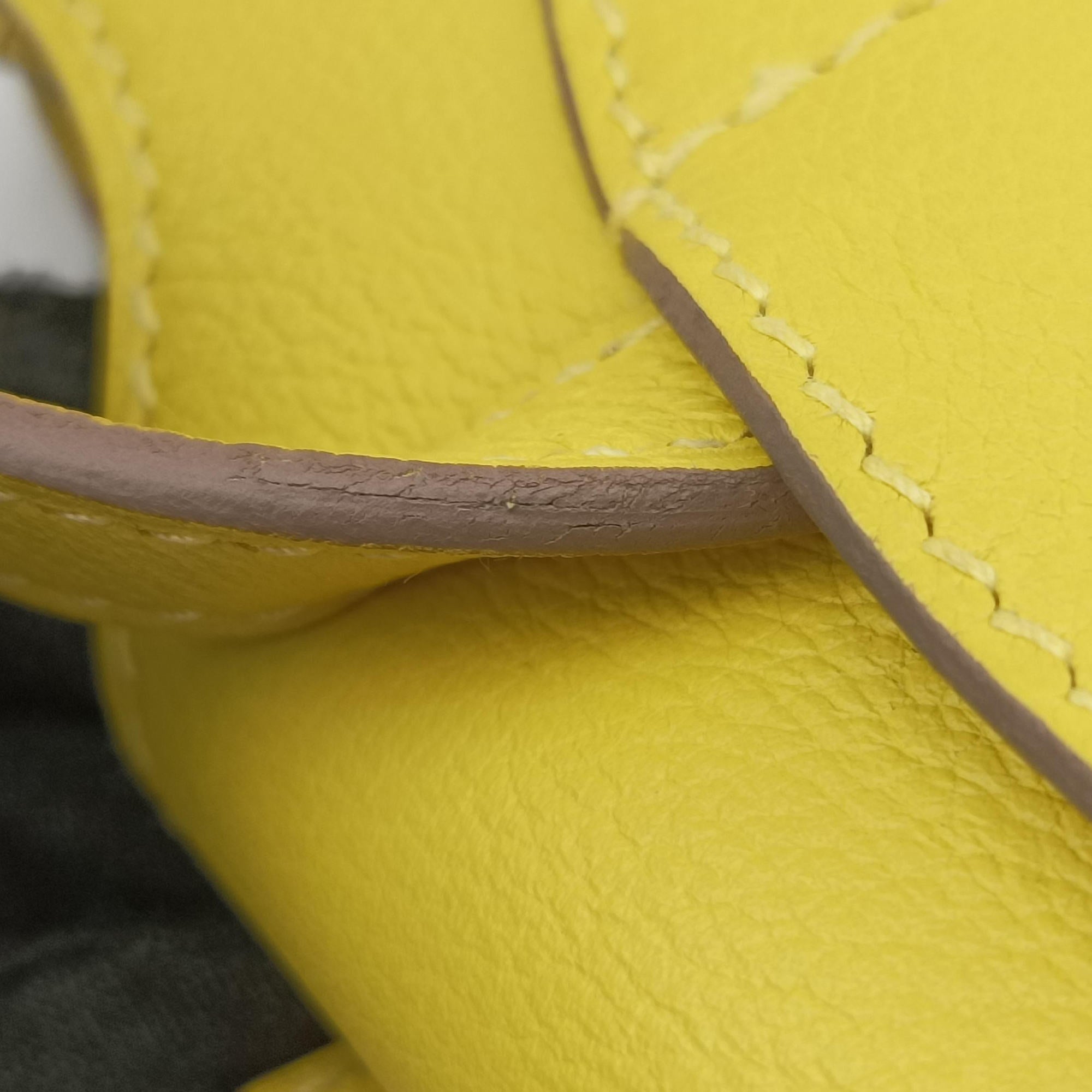 Pre-owned Hermes Sac A Dos GR24 Jaune Ambre Evercolor Calfskin  backpack/rucksack | stylenewstar