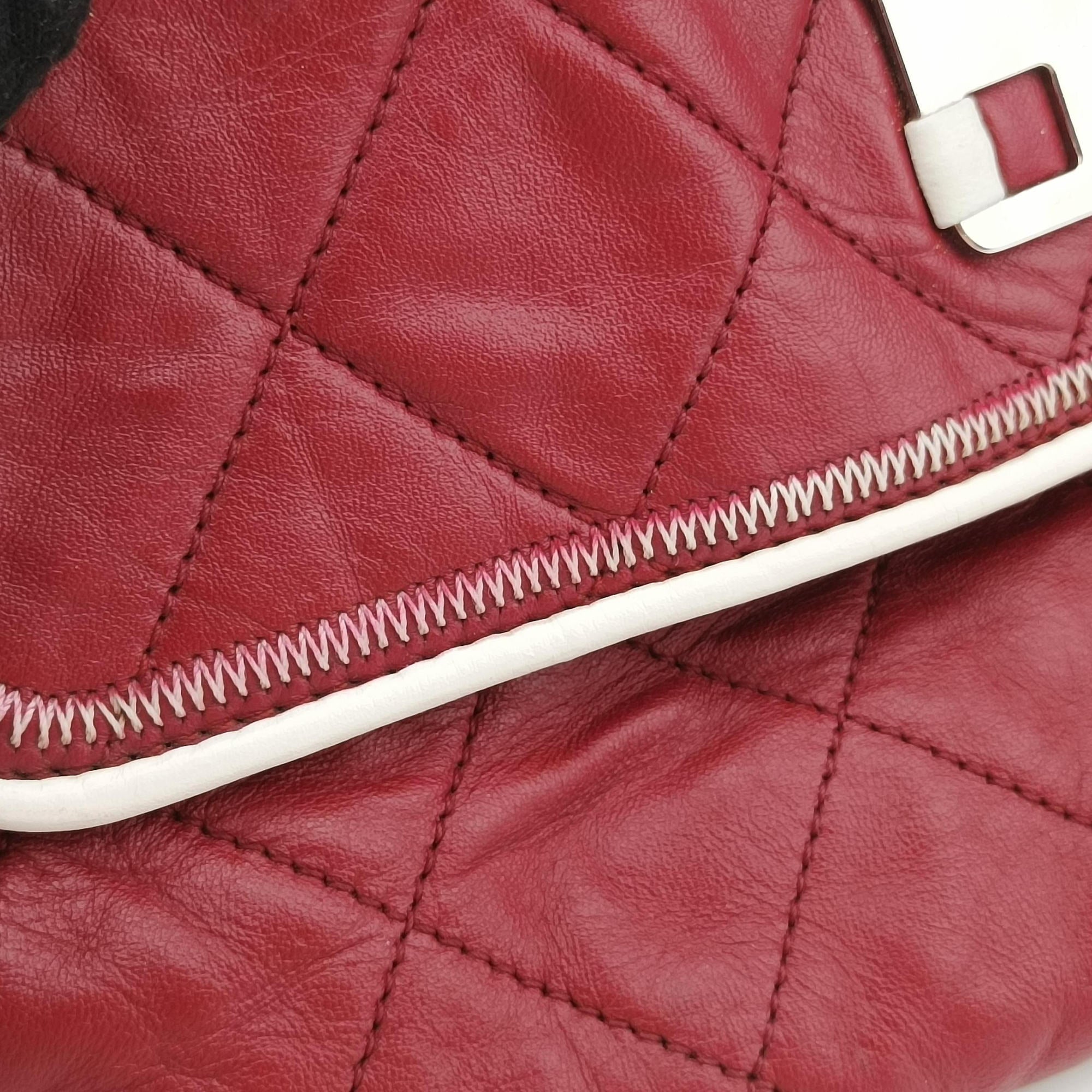 Pre-owned Chanel 2.55East West Red Leather A37691 shoulderbag | stylenewstar