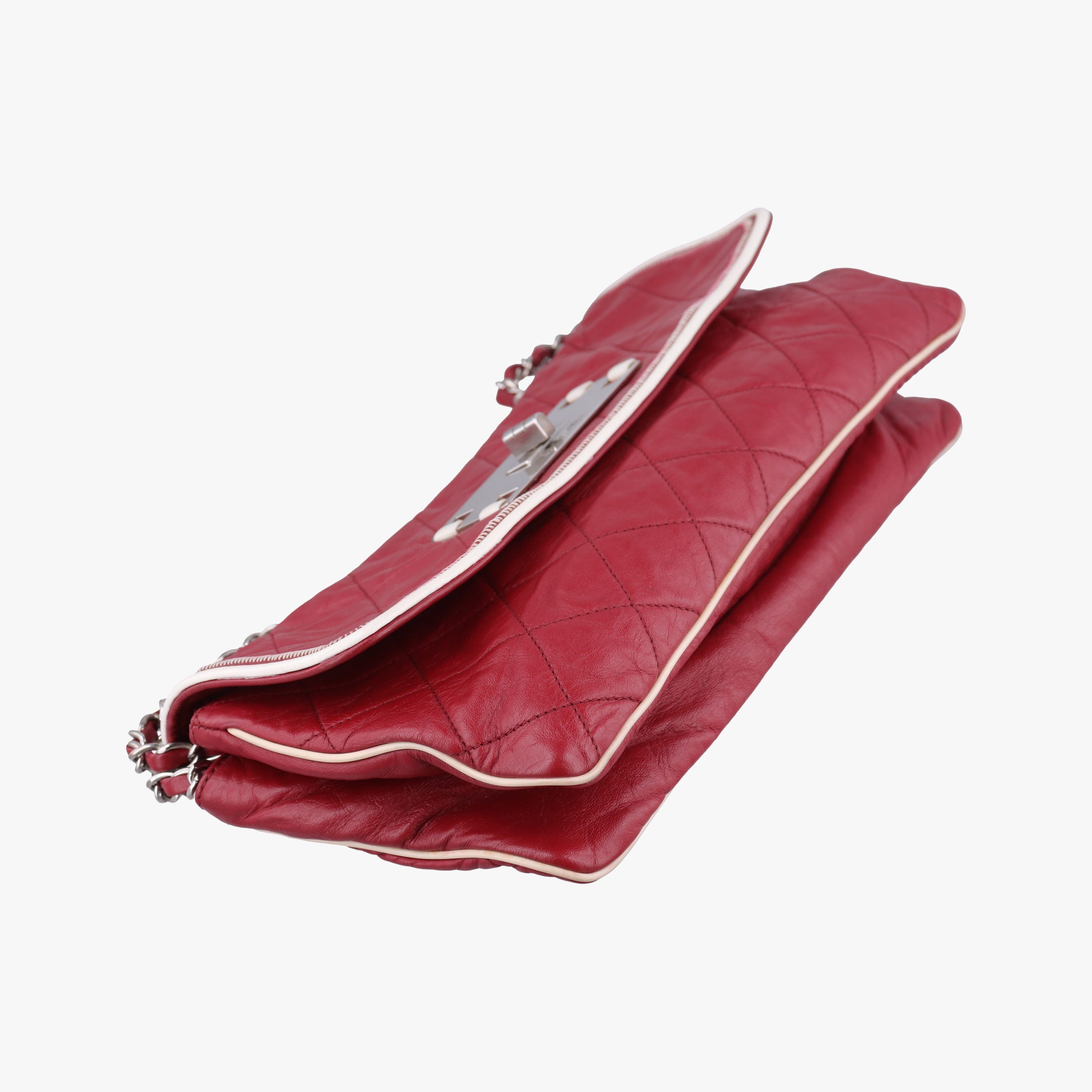 Pre-owned Chanel 2.55East West Red Leather A37691 shoulderbag | stylenewstar