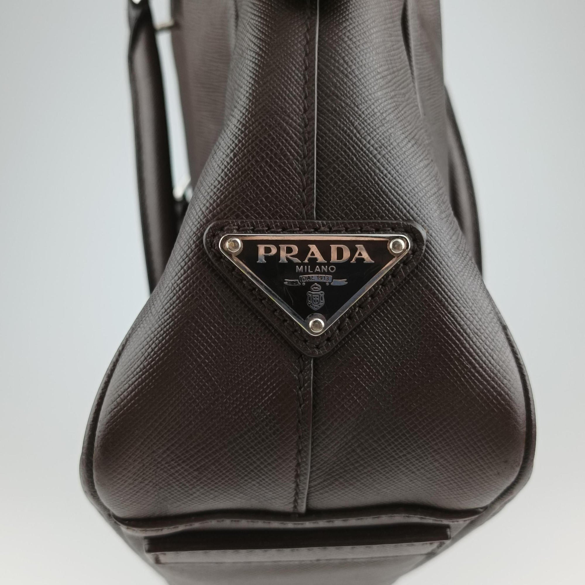Pre-owned Prada business bag briefcase Brown SAFFIANO Leather 2VE363 handbag | stylenewstar