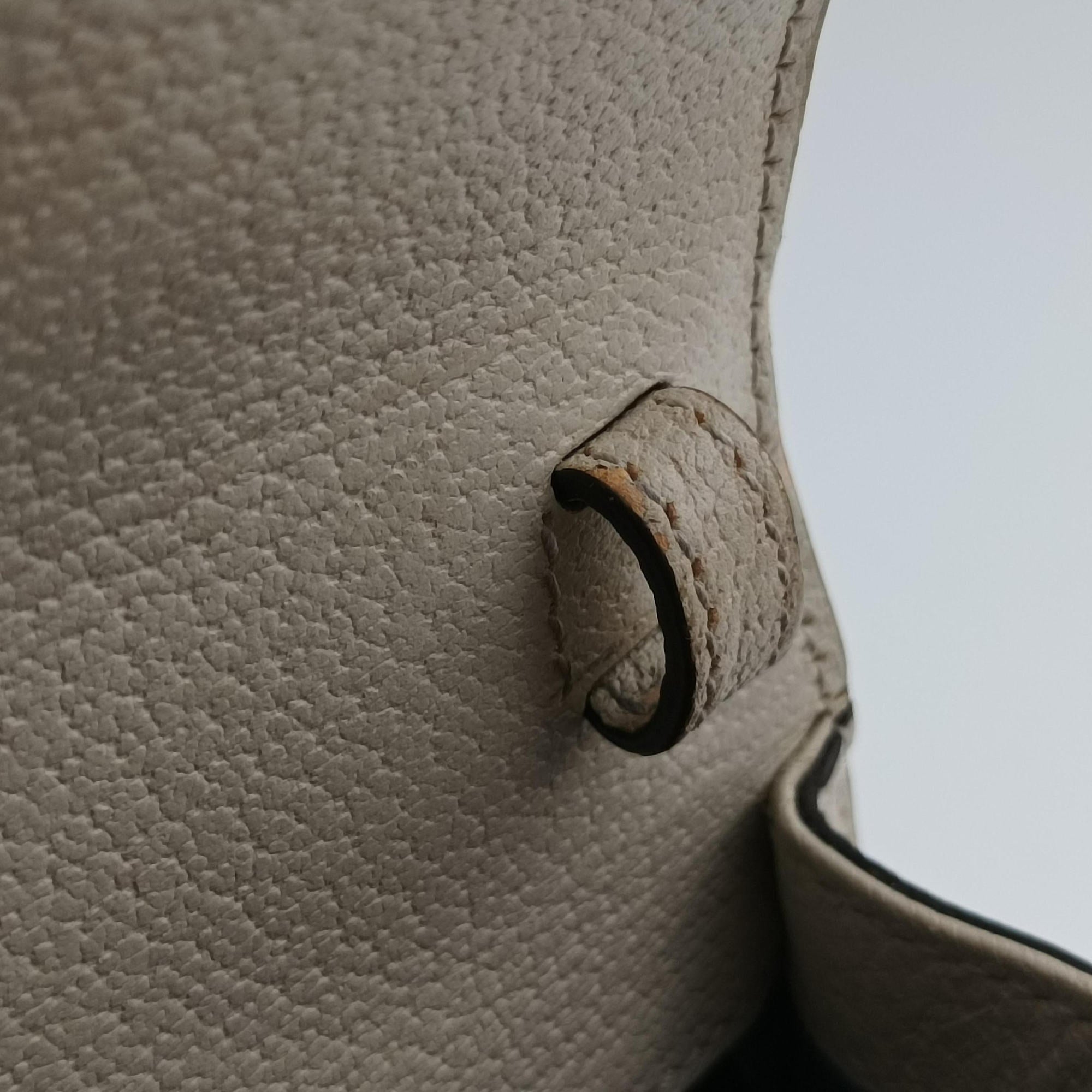 Pre-owned Gucci Sylvie White Leather 470270 shoulderbag | stylenewstar