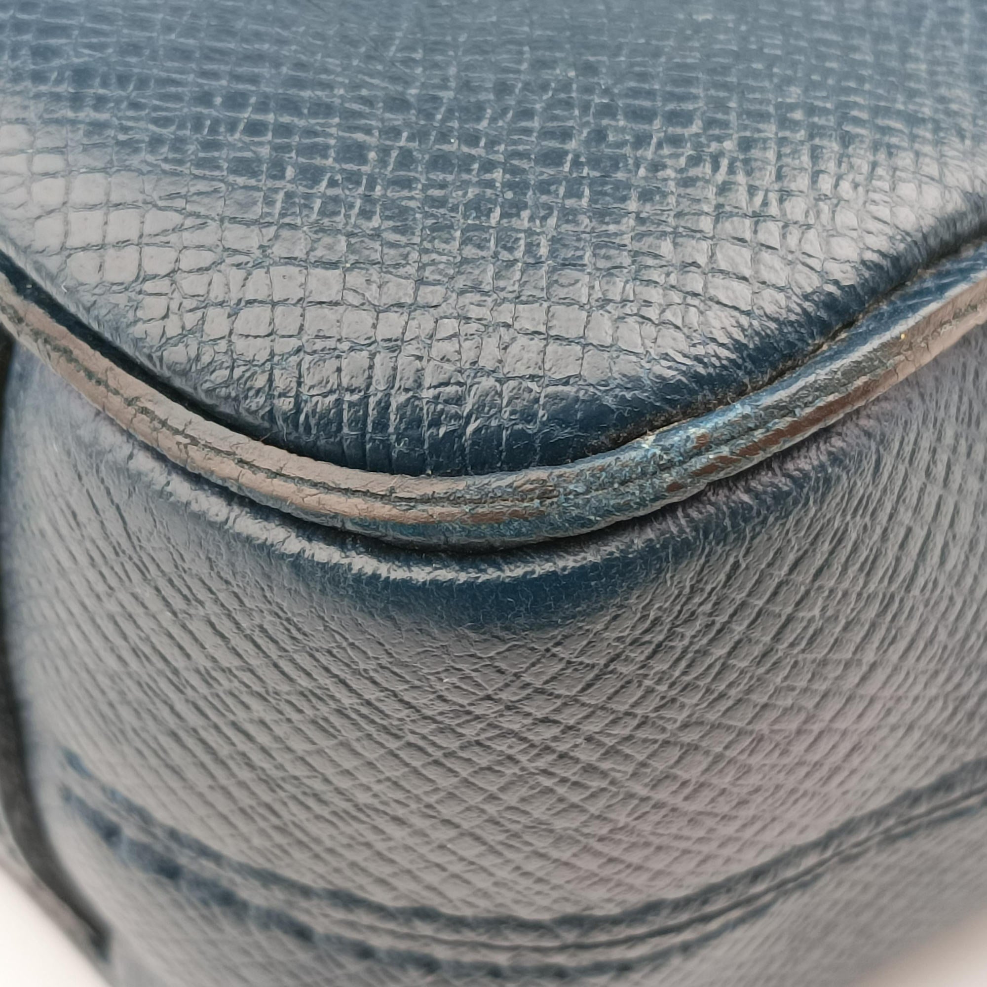 Vintage Louis Vuitton Porto Document Business MM Ocean Blue Taiga M32705 handbag | stylenewstar