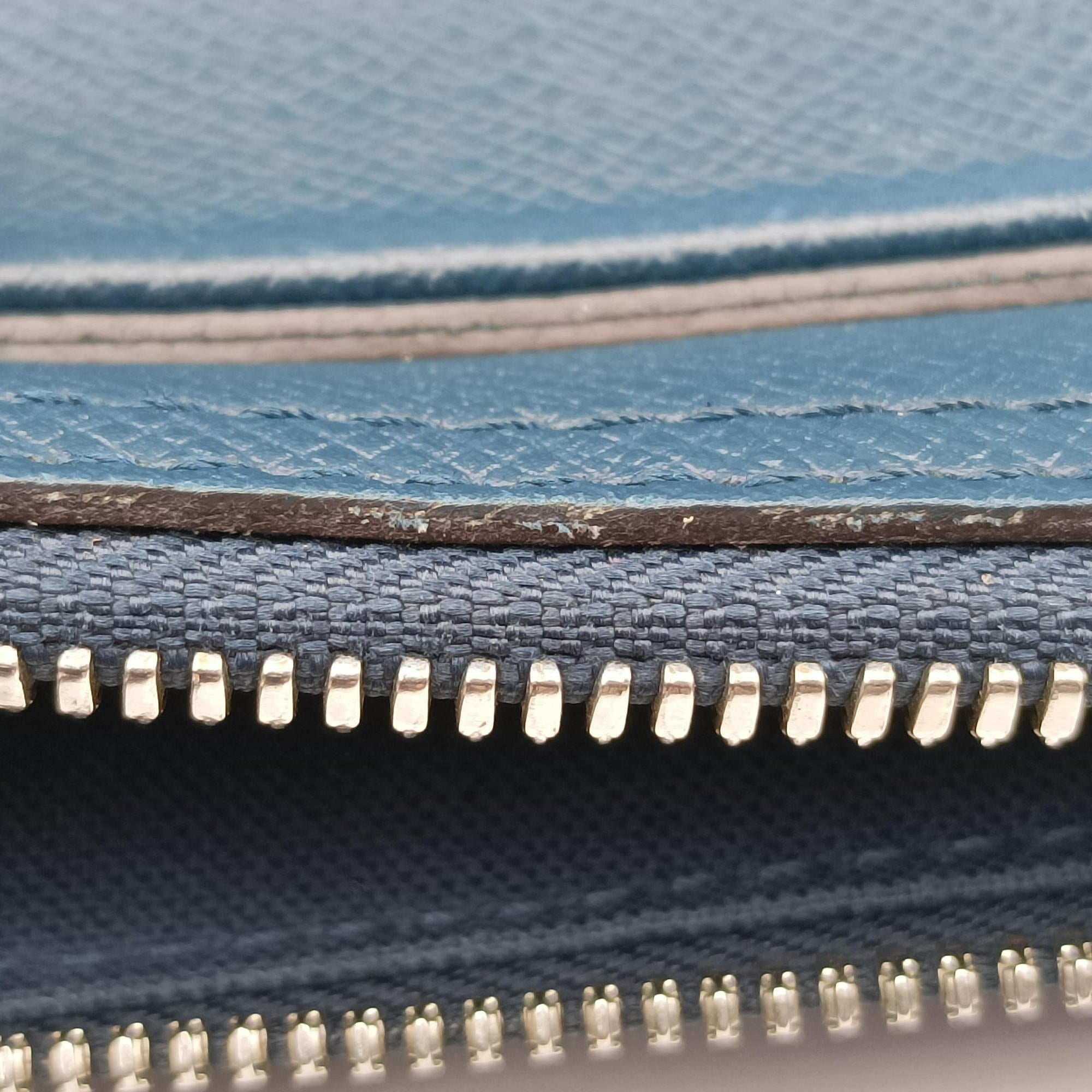 Vintage Louis Vuitton Porto Document Business MM Ocean Blue Taiga M32705 handbag | stylenewstar