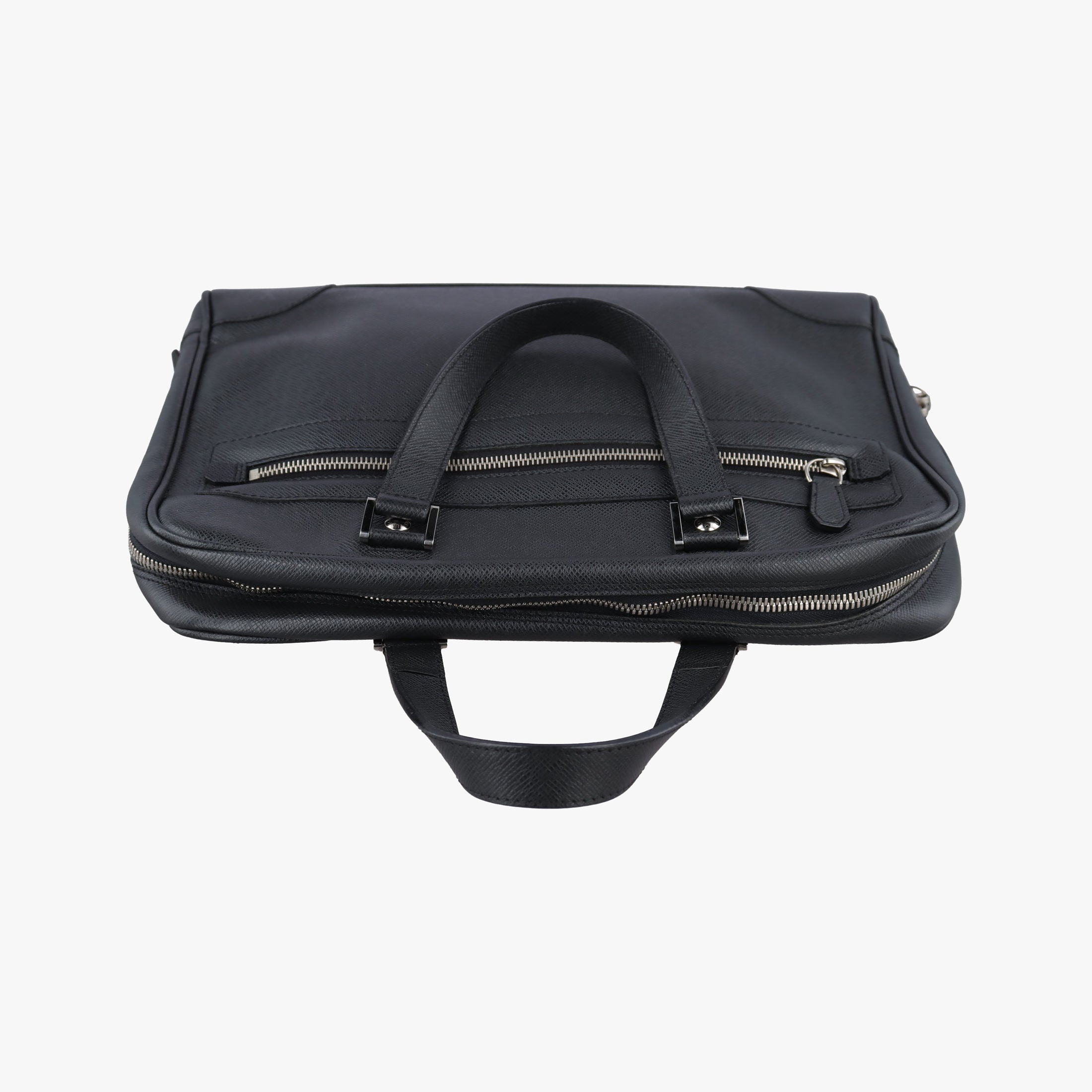 Pre-owned Louis Vuitton IGOR Ardoise Taiga M31172 handbag | stylenewstar