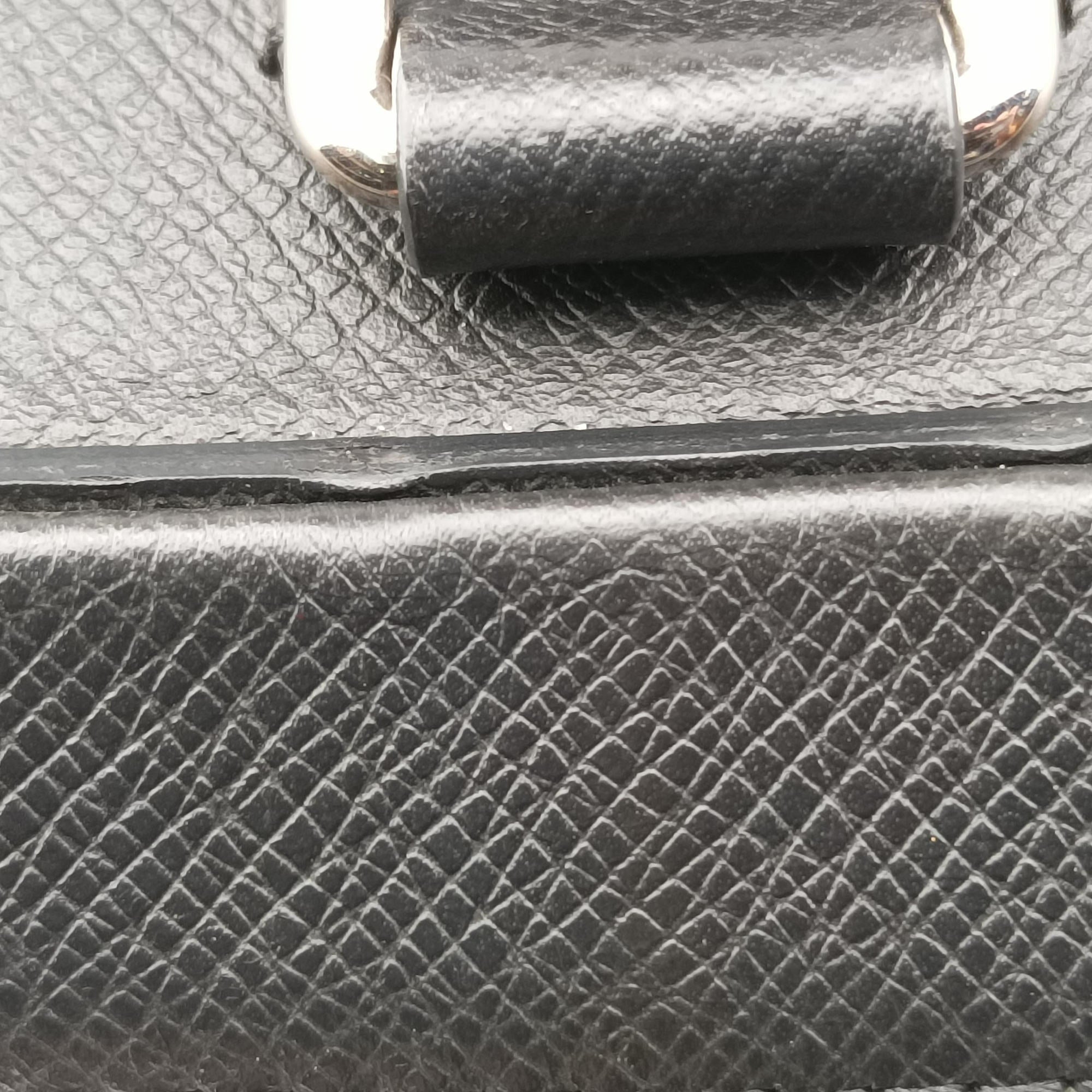Pre-owned Louis Vuitton Neo IgorArdoise black Taiga M32782 handbag | stylenewstar