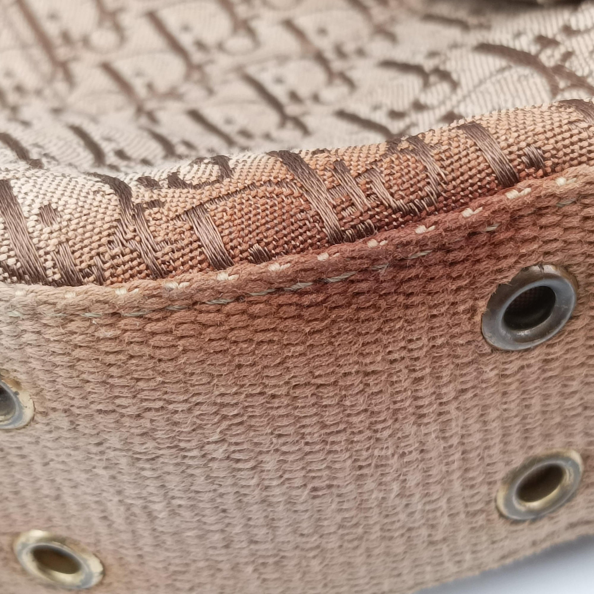 Secondhand Christian Dior Street Chic Beige×Camel canvasxleather  shoulderbag | stylenewstar