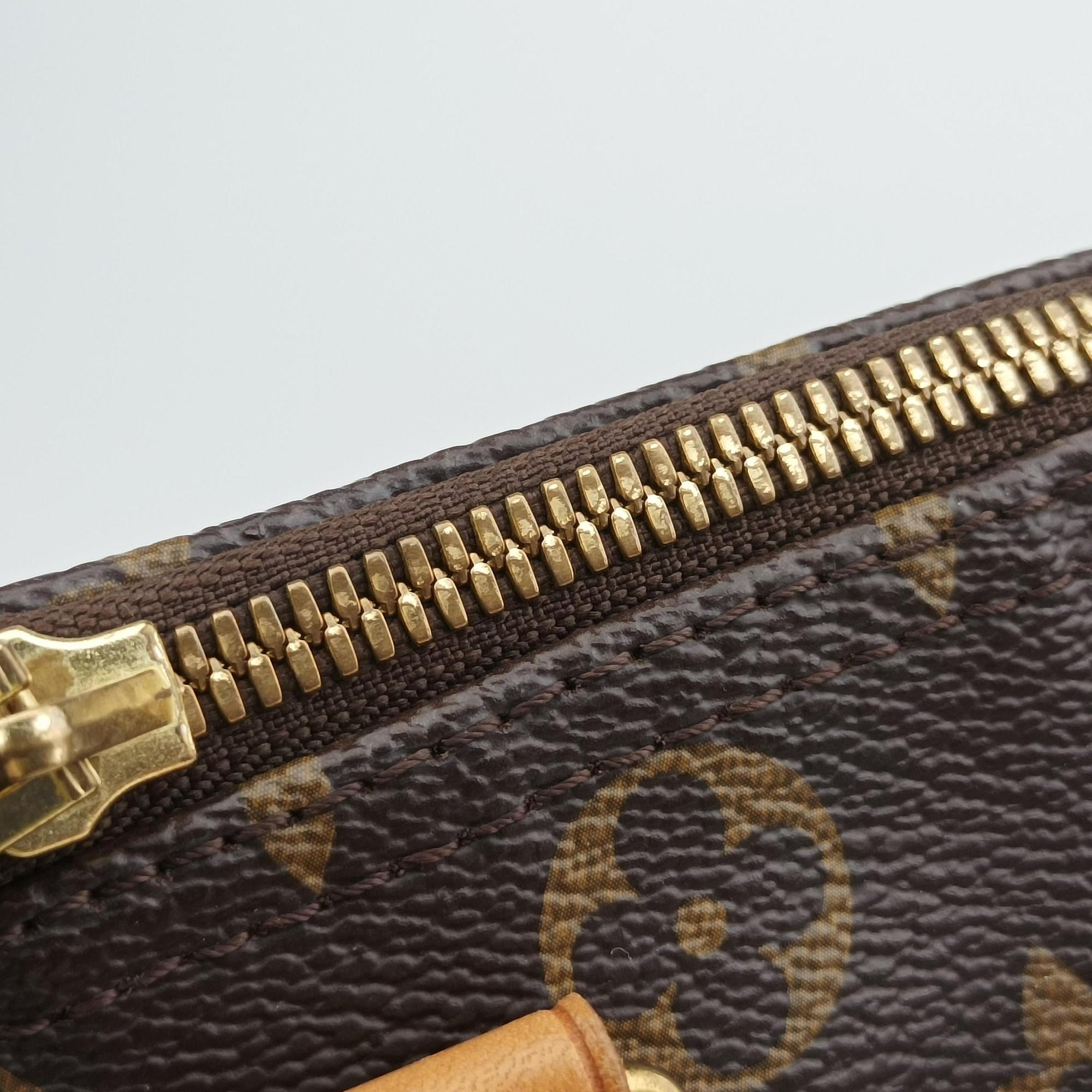 Pre-owned Louis Vuitton World Tour Edition Speedy Bandouliere 30 Brown×multi Monogram Canvas  shoulderbag | stylenewstar