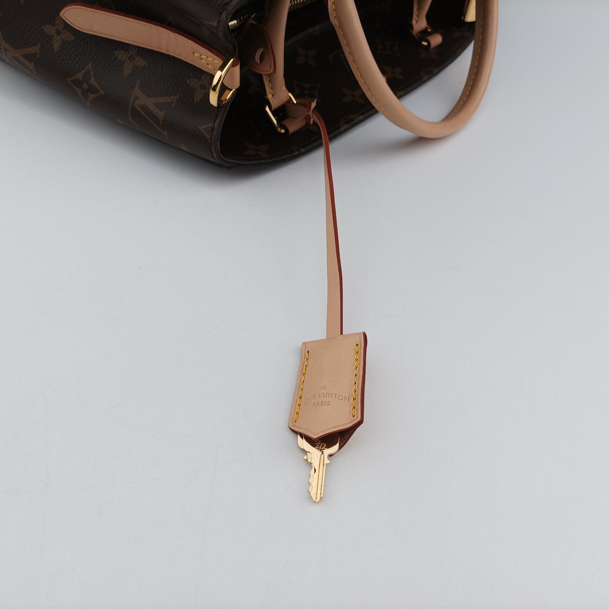 Vintage Louis Vuitton Montaigne MM Brown Monogram Canvas M41056 shoulderbag | stylenewstar