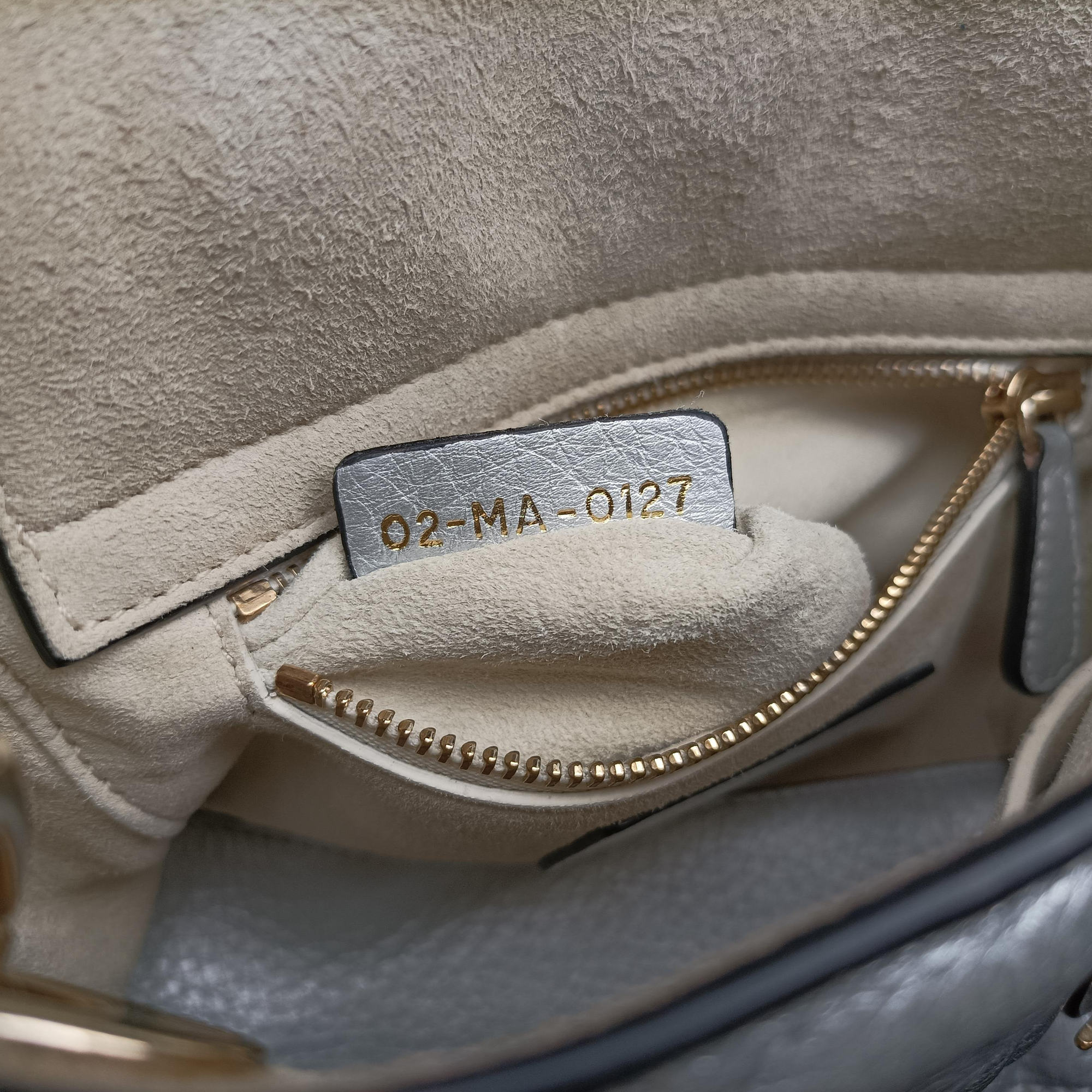Pre-owned Christian Dior Lady Dior Silver lambskin  shoulderbag | stylenewstar