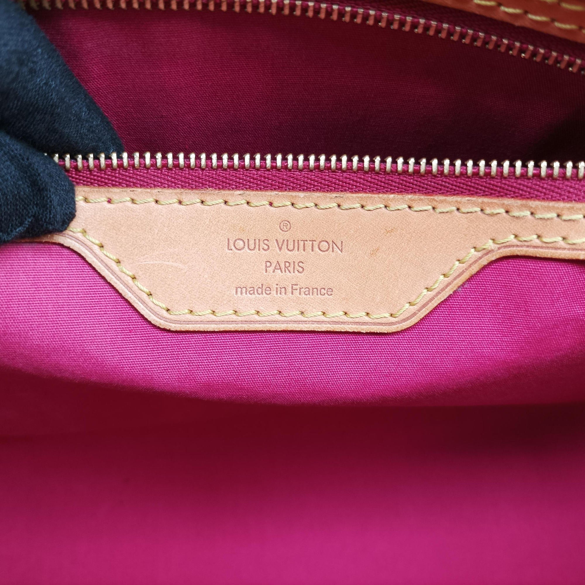 Pre-owned Louis Vuitton Brea MM ROSE INDIEN Vernis M91798 shoulderbag | stylenewstar